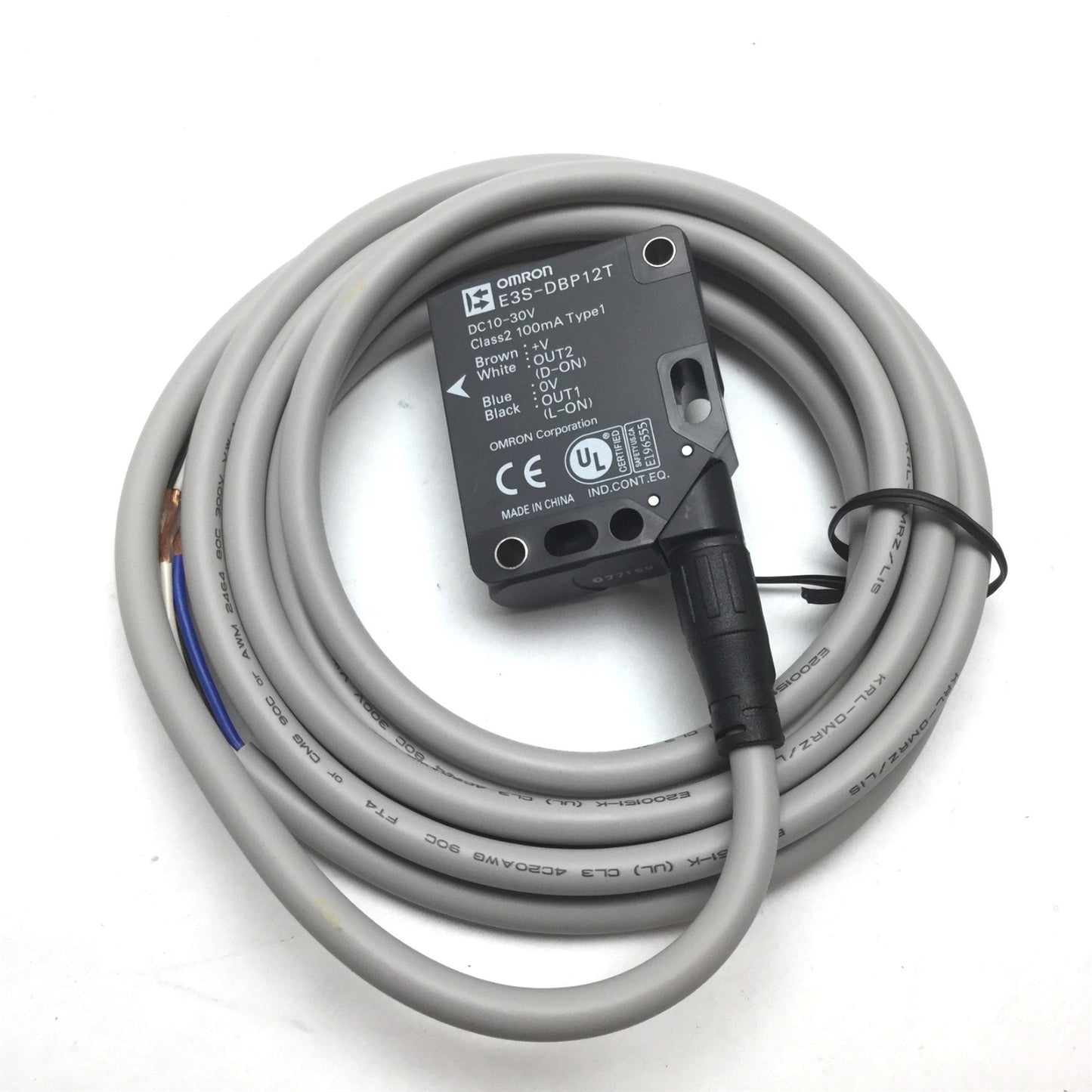 New Omron E3S-DBP12T Photoelectric Sensor, Range: 0.5m, Voltage: 10-30VDC, Cable: 2m