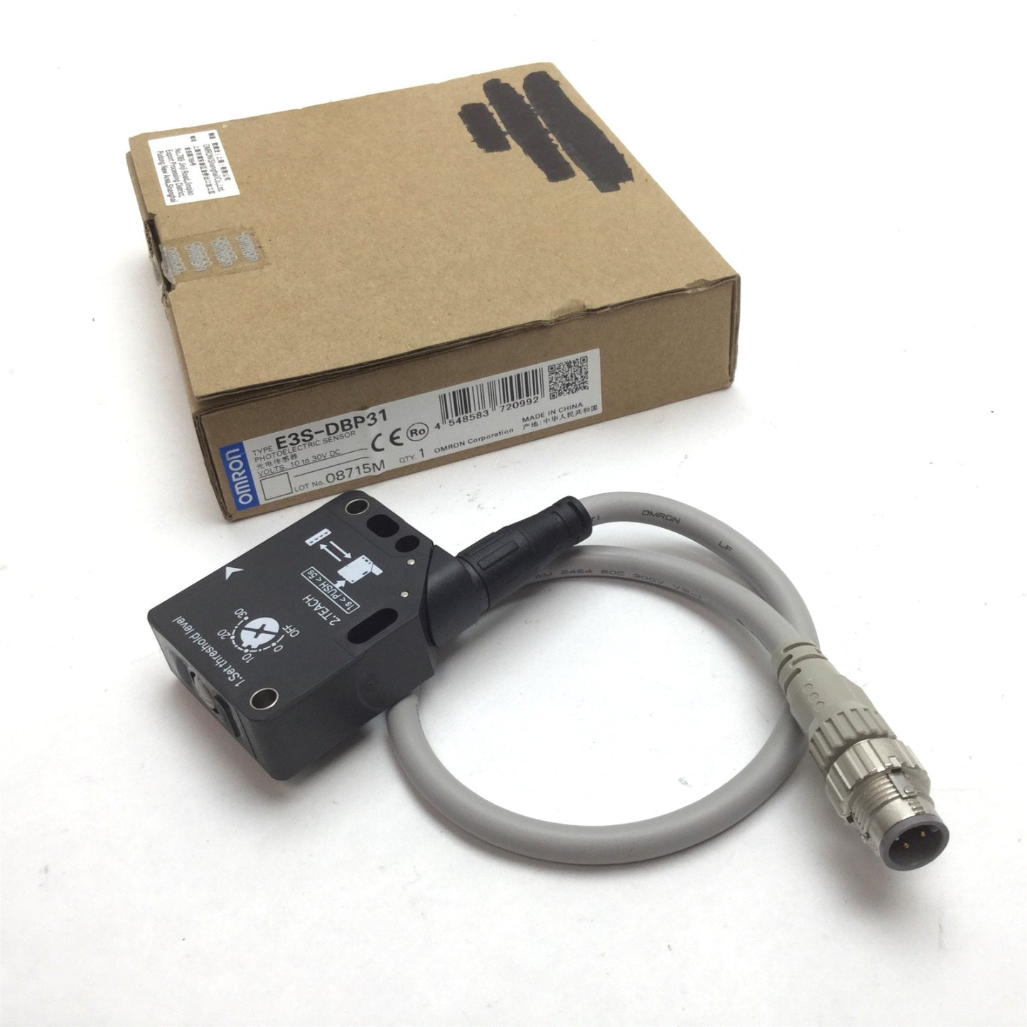 New Omron E3S-DBP31 Photoelectric Sensor, Range: 0-3.5m, Cable: 0.3m, 10-30VDC