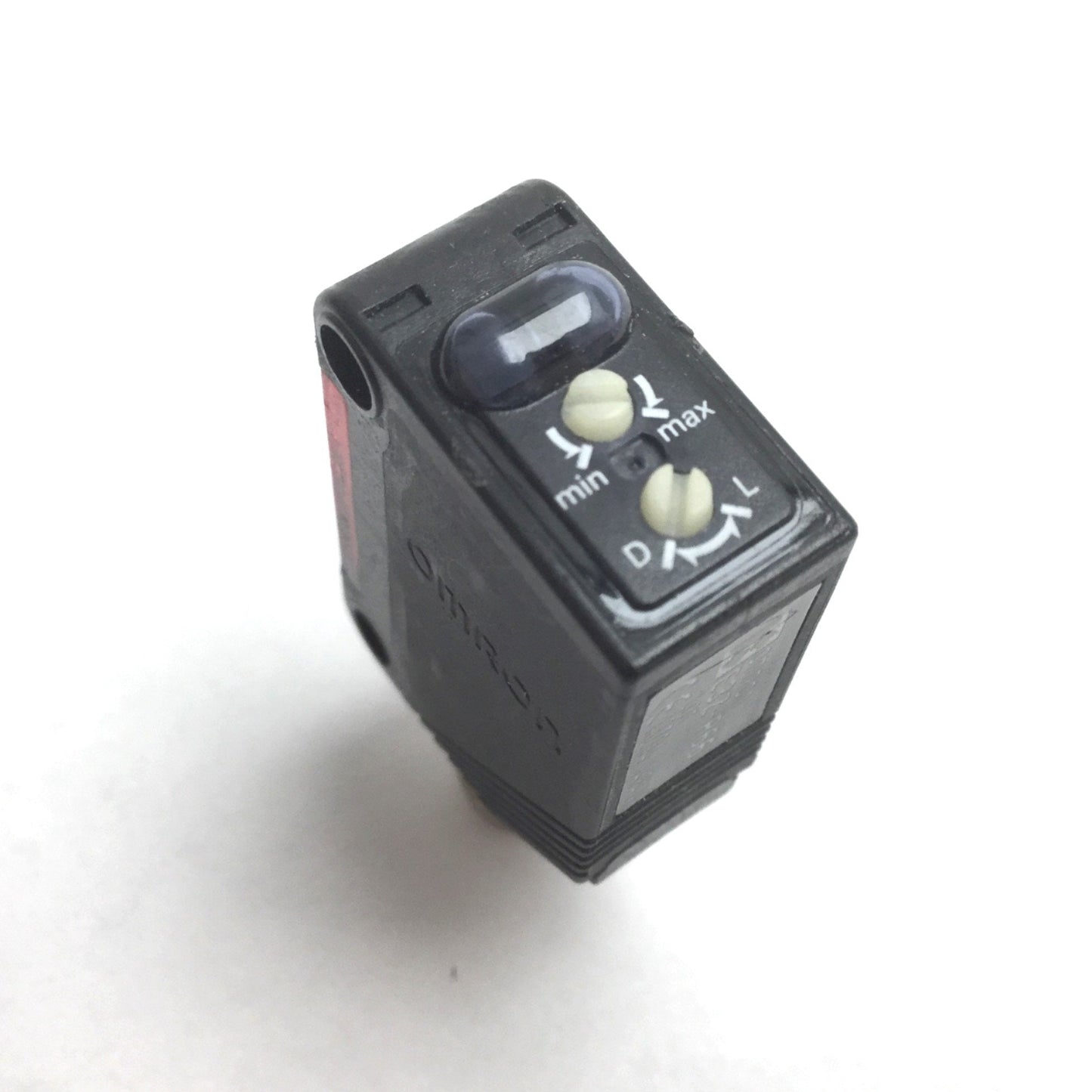 Used Omron E3Z-R66 Retro-Reflective Photoelectric Sensor, Range: 100mm-4m, 12-24VDC