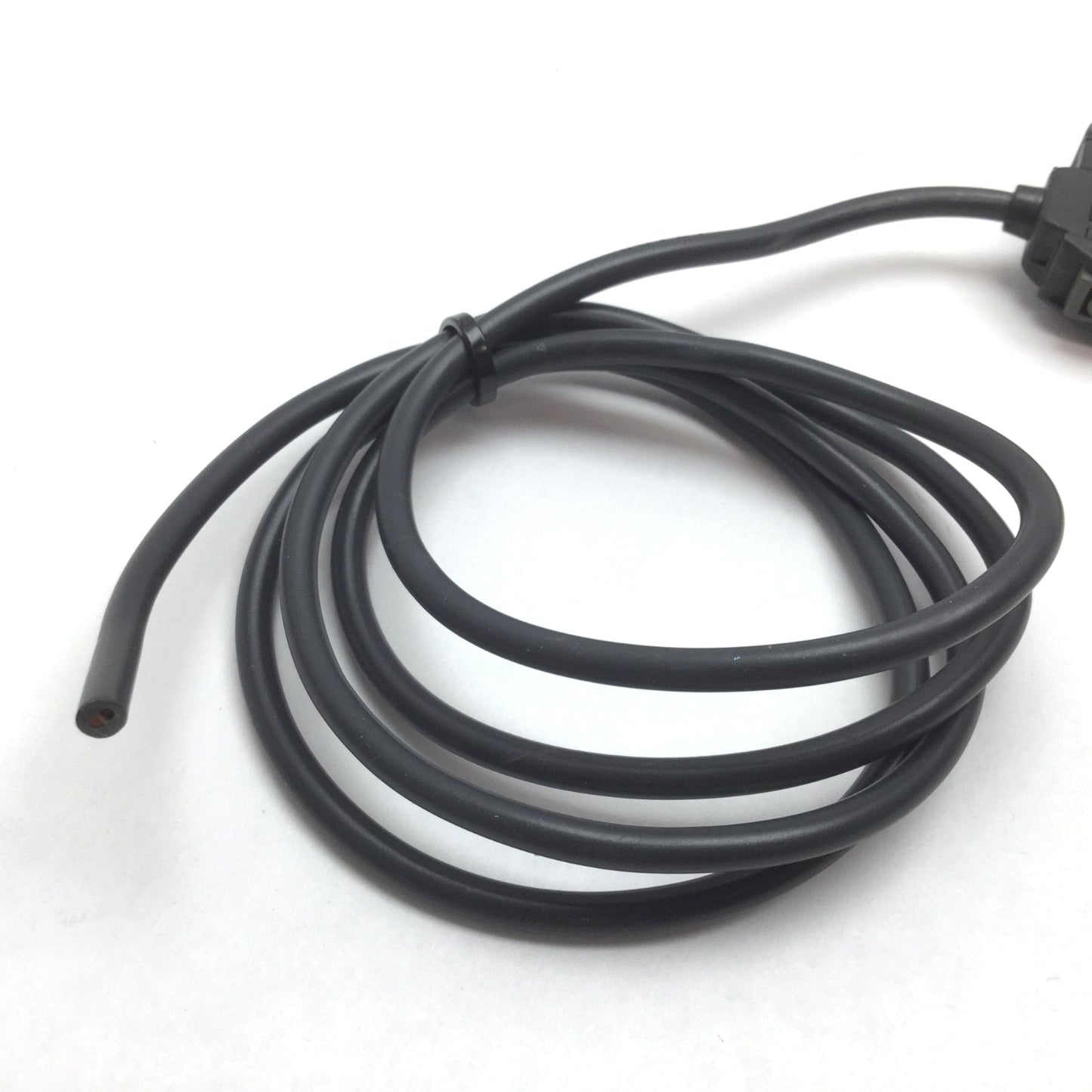 Used Omron E3X-MDA6 Fiber Optic Sensor Amplifier, Supply: 12-24VDC 45mA, Output: NPN