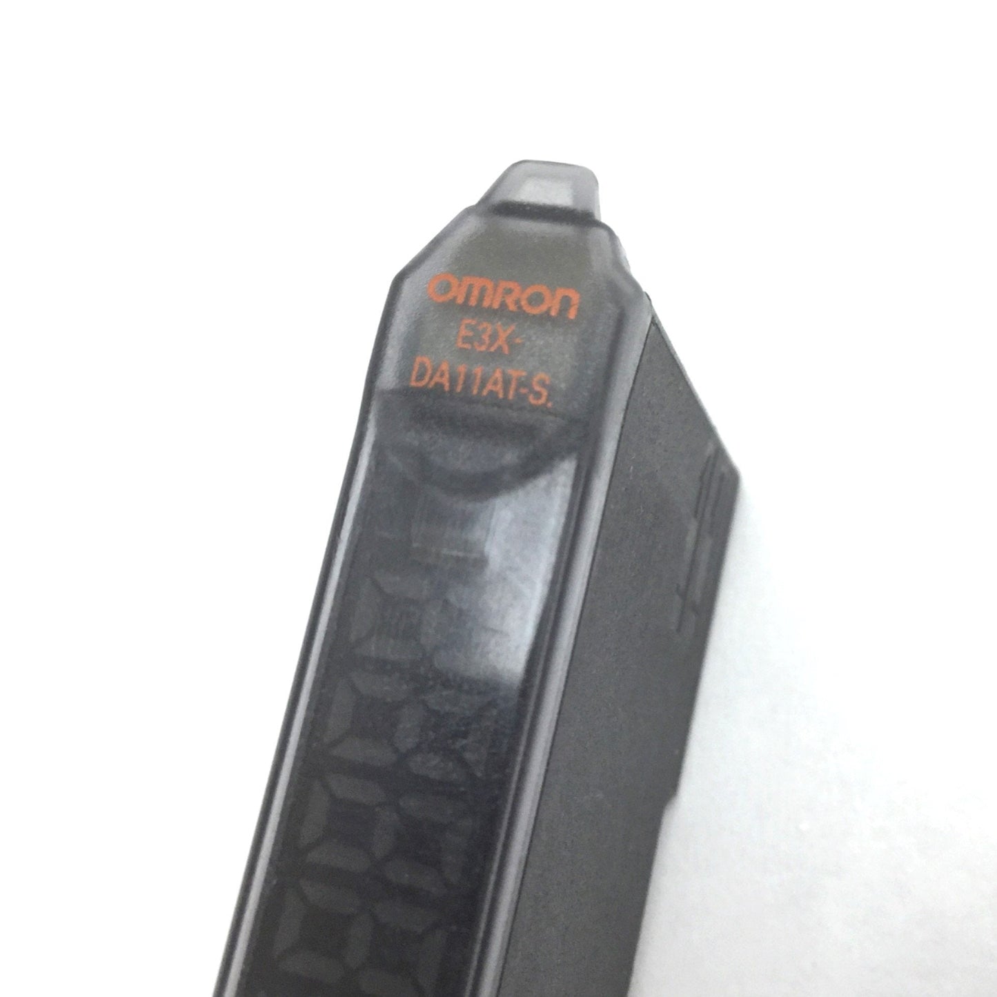 Used Omron E3X-DA11AT-S Fiber Optic Sensor Amplifier, Supply: 12-24VDC 40mA, NPN