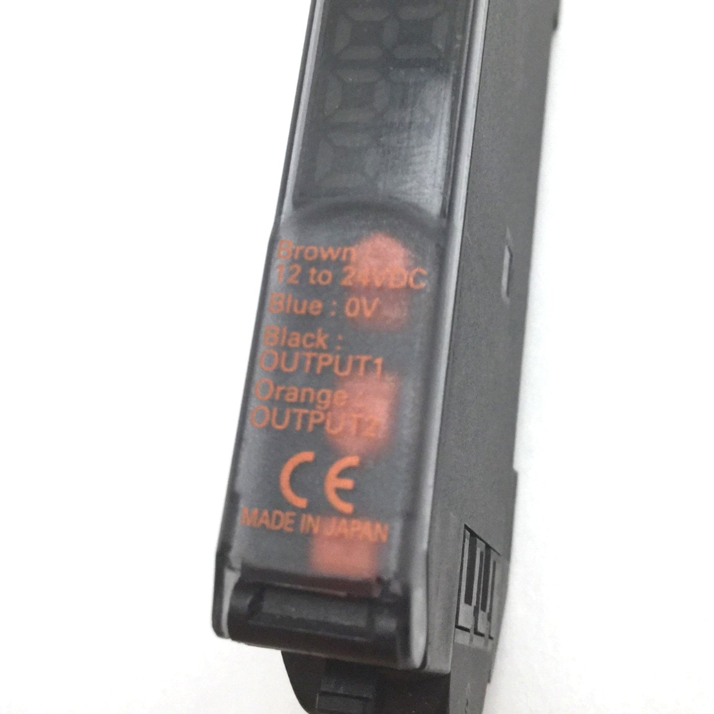 Used Omron E3X-DA11AT-S Fiber Optic Sensor Amplifier, Supply: 12-24VDC 40mA, NPN