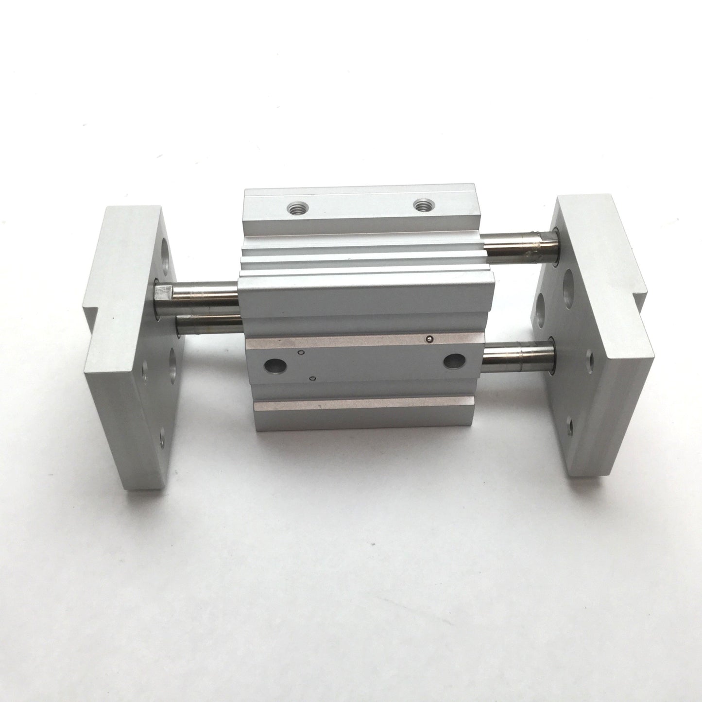 New SMC ML2-20DZ Parallel Air Gripper, 2-Finger, Bore: 20mm, Stroke: 20mm/Finger