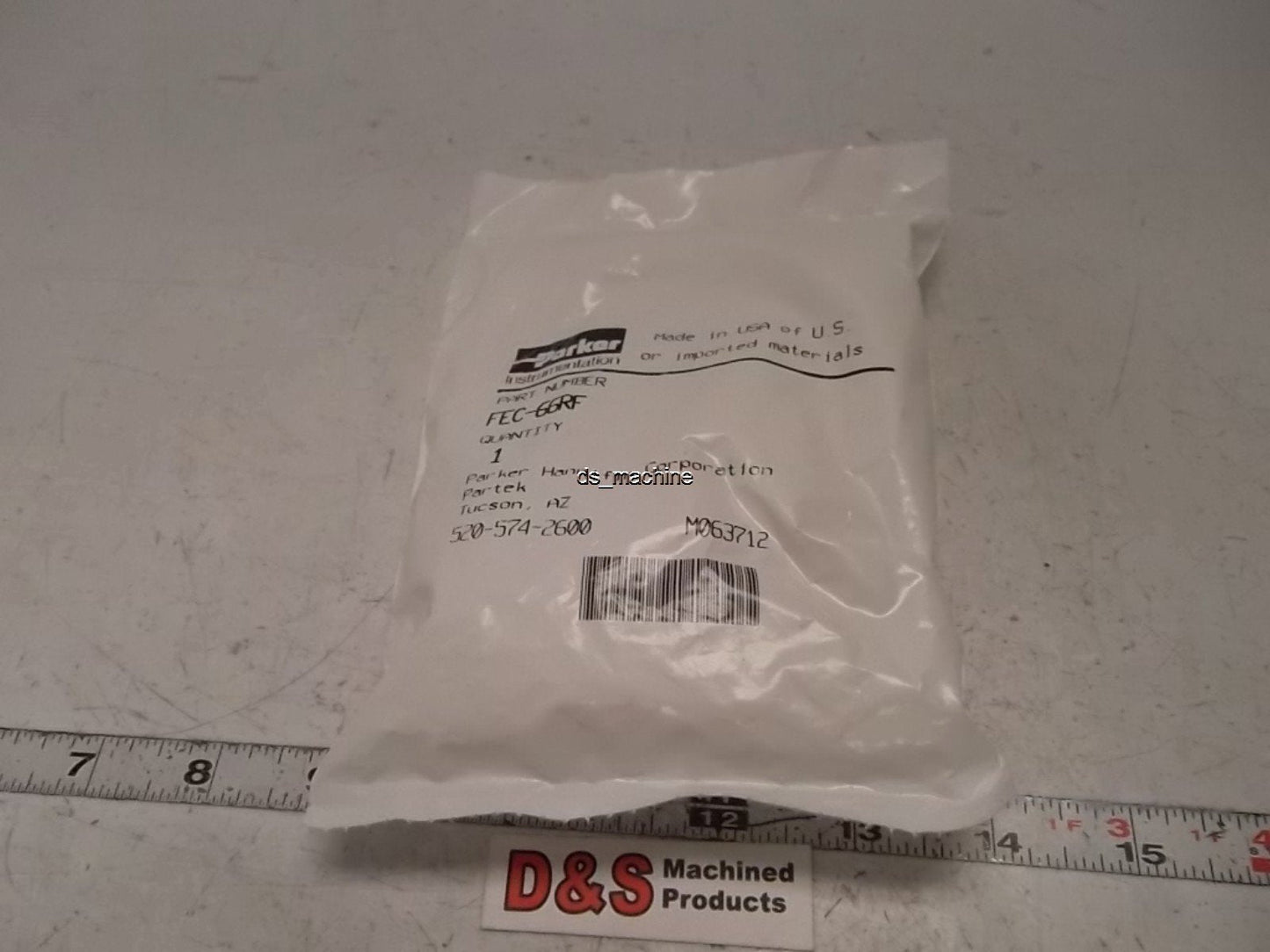 New Parker PFA Flare Adapter Straight Connector FAMS-66 3/8 NPT Flare