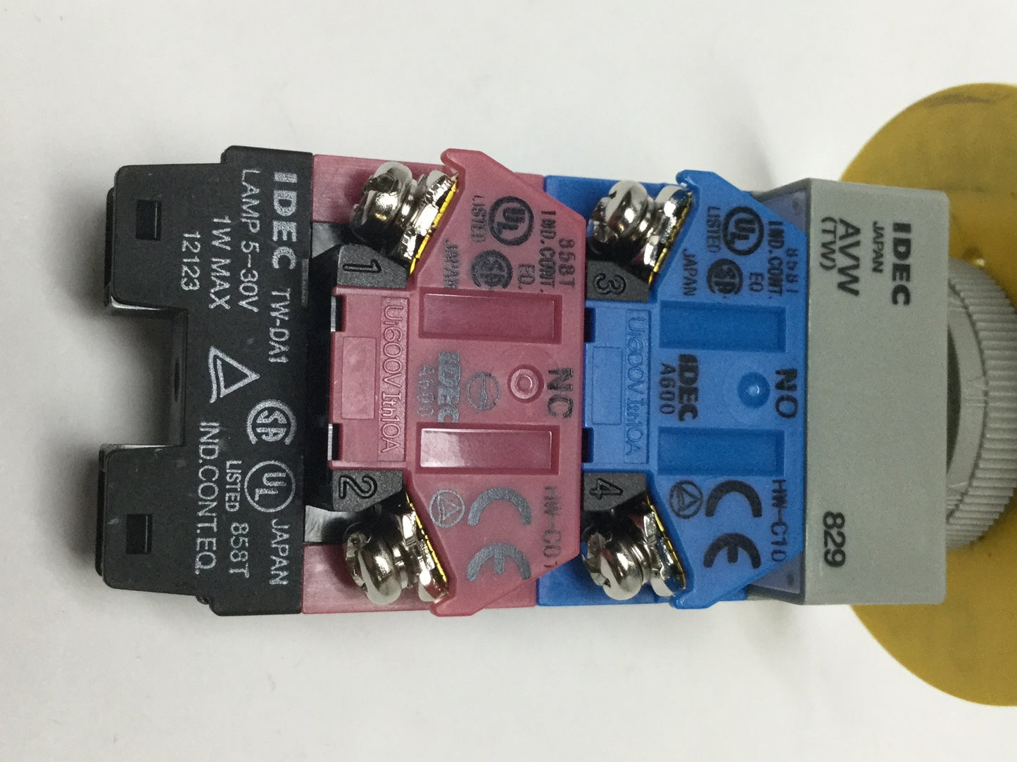 Used Idec AVLW49922D-R-24V LED Illuminated Emergency E-Stop Pushbutton Switch 2NO-2NC