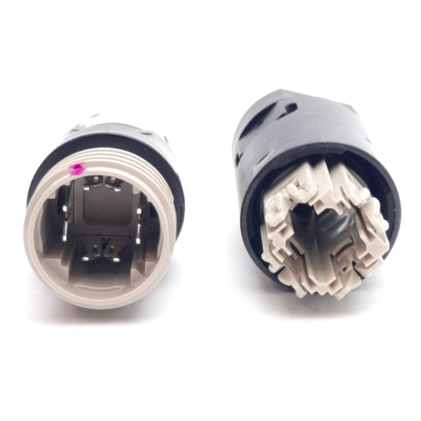 New Lot of 5 Omron XS5G-D418 Circular Metric Connector, 4-Pin Male, M12, 250VDC 4A