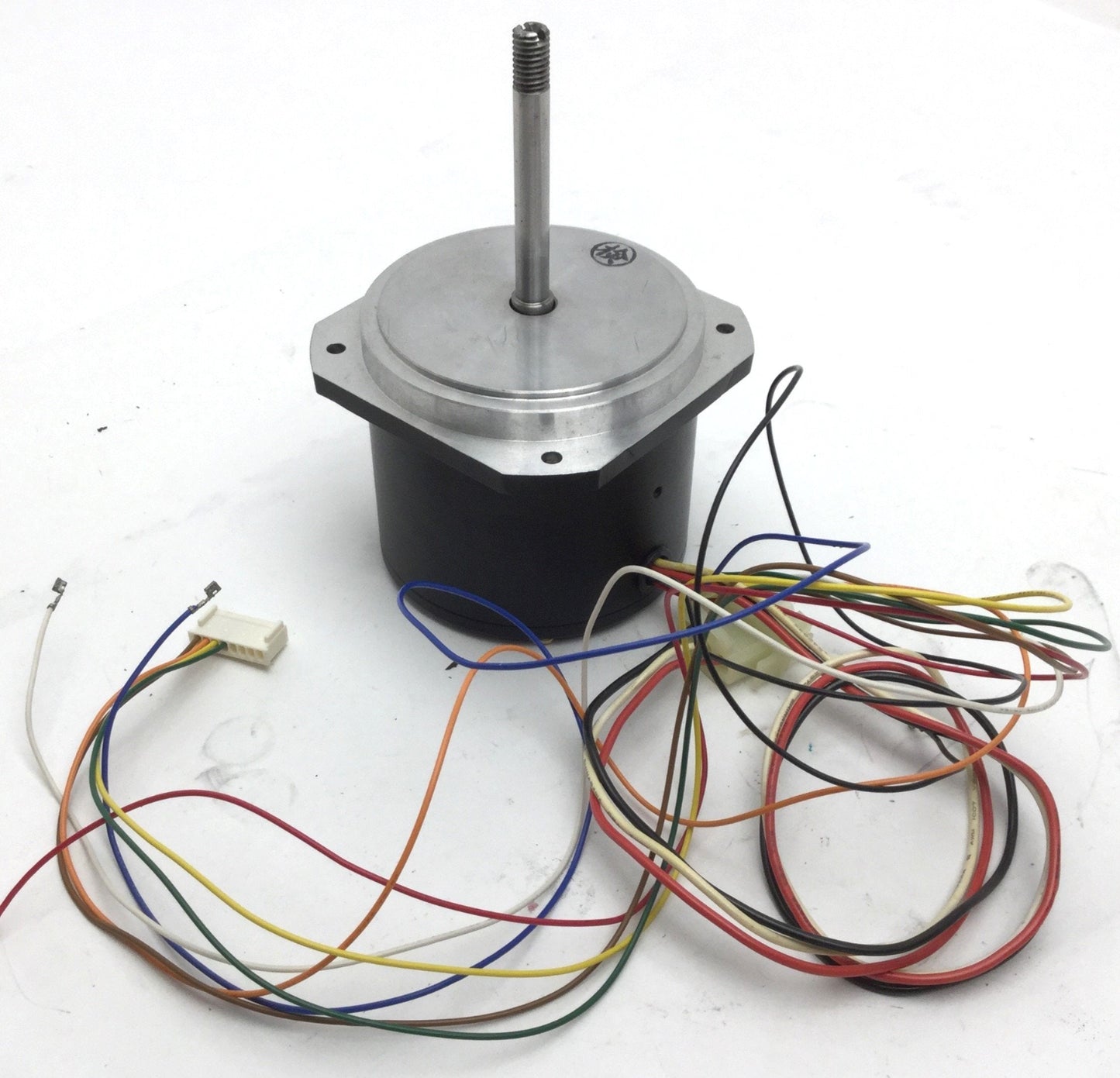 Used Unitec DTBL-3518C BL Motor Brushless Motor 24DC, 15000RPM, 10.4A, Shaft: 5/16"