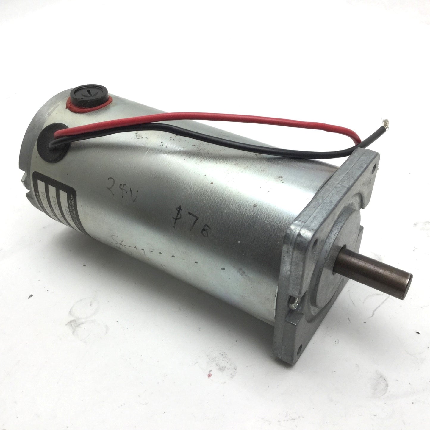 Used CRARY 3C-1225122D DC Motor, 12VDC, Shaft Diameter: 1/2", Length: 1-1/4"