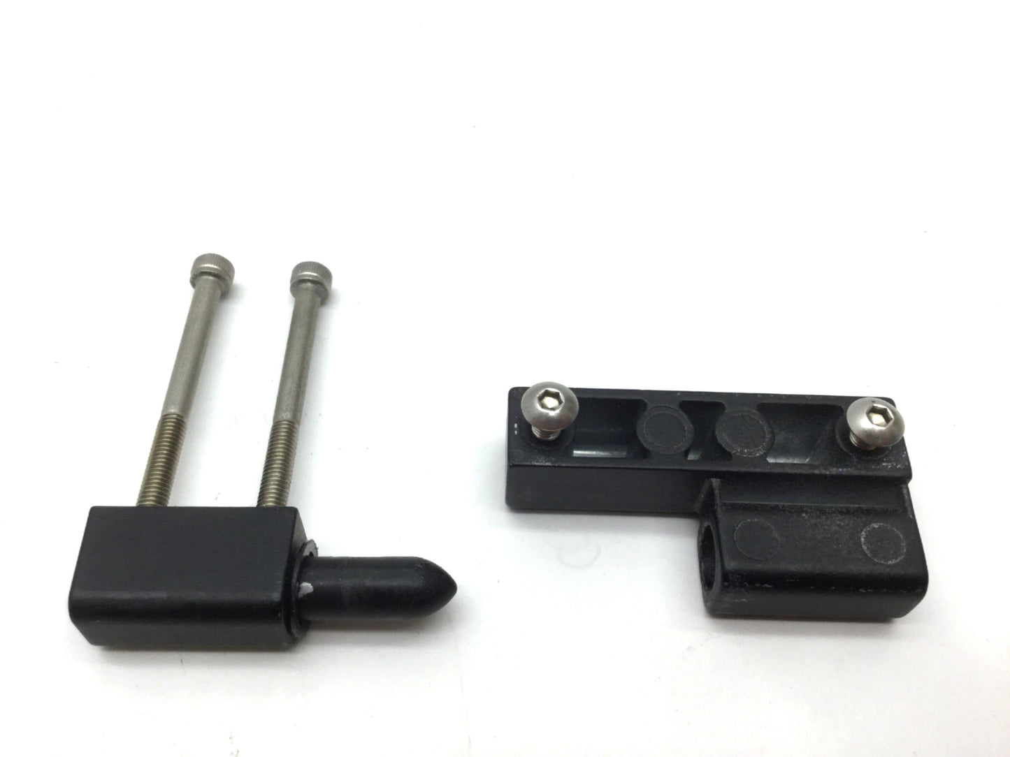 Used Southco 96-10-510-50 Lift Off Hinge Set Thread: 10-32, Offset Knuckle Black