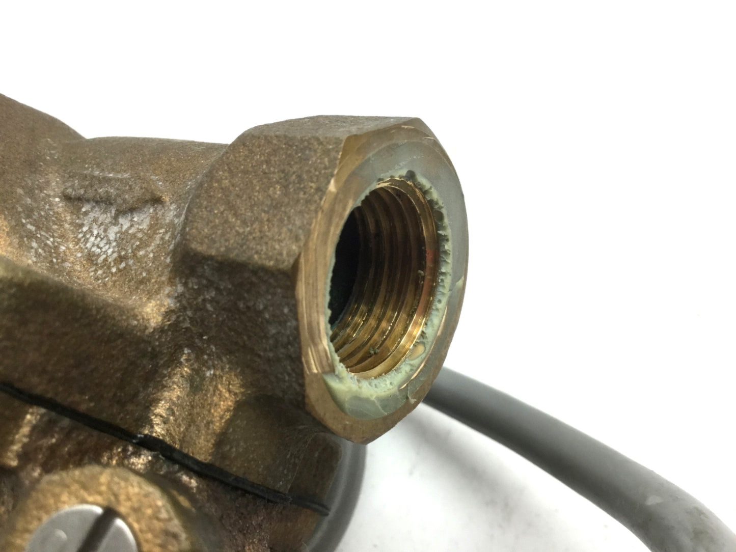 Used CKD RSV-15A-210W-2G211 Diaphragm Solenoid Water Valve 200-220VAC Rc1/2 145 PSI