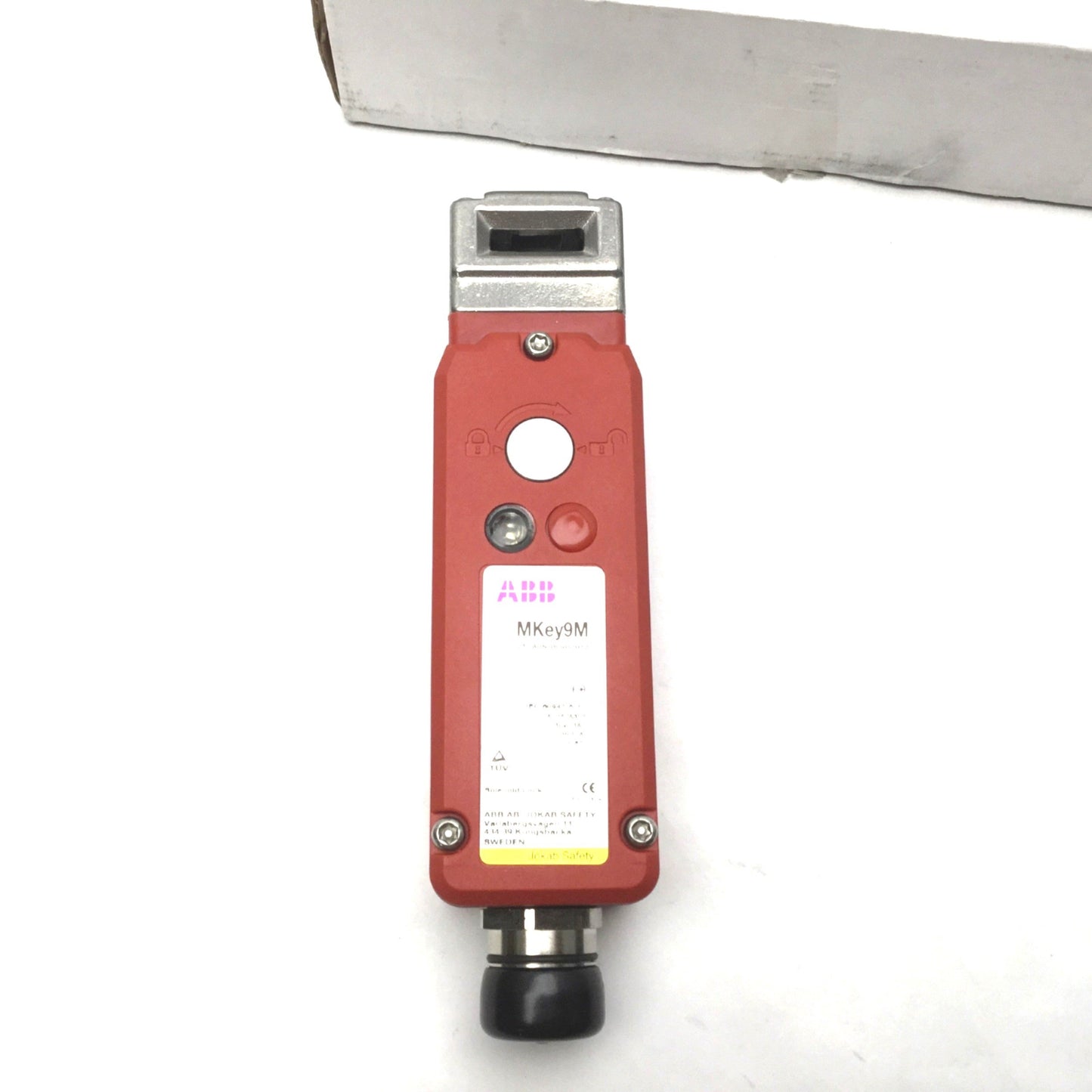 New ABB 2TLA050009R2012 MKey9M Guard Locking Plastic Safety Switch 1800N (180Kg)