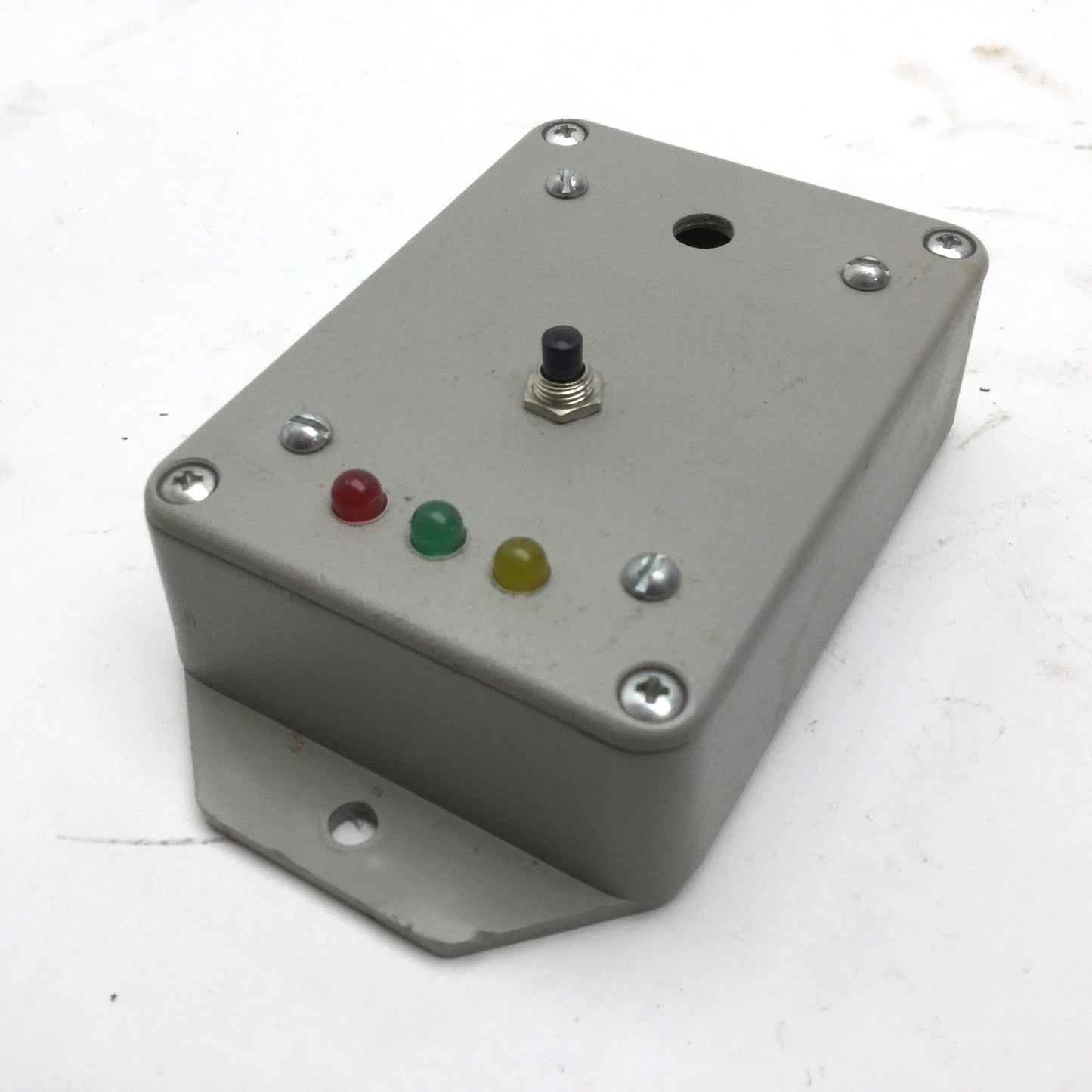 Used Pacer Industries Rat Tester, 2.5" x 3.25" x 1.125", With 9VDC Power Source