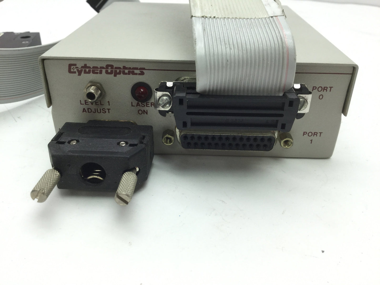 Used Cyberoptics 6601000 Controller & PRS 30 Laser Emitter Detector 750 nm 2.4 mW