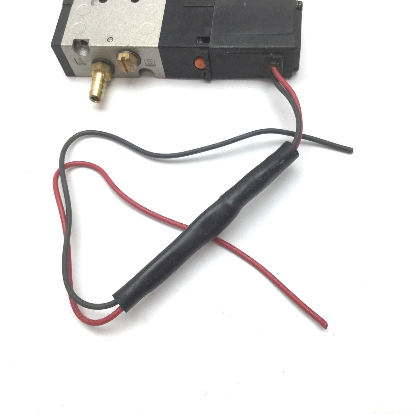 Used SMC NVZ3120-5GS-M5 Solenoid Valve, 2-Position 5-Port, Voltage: 24VDC, Ports: M5
