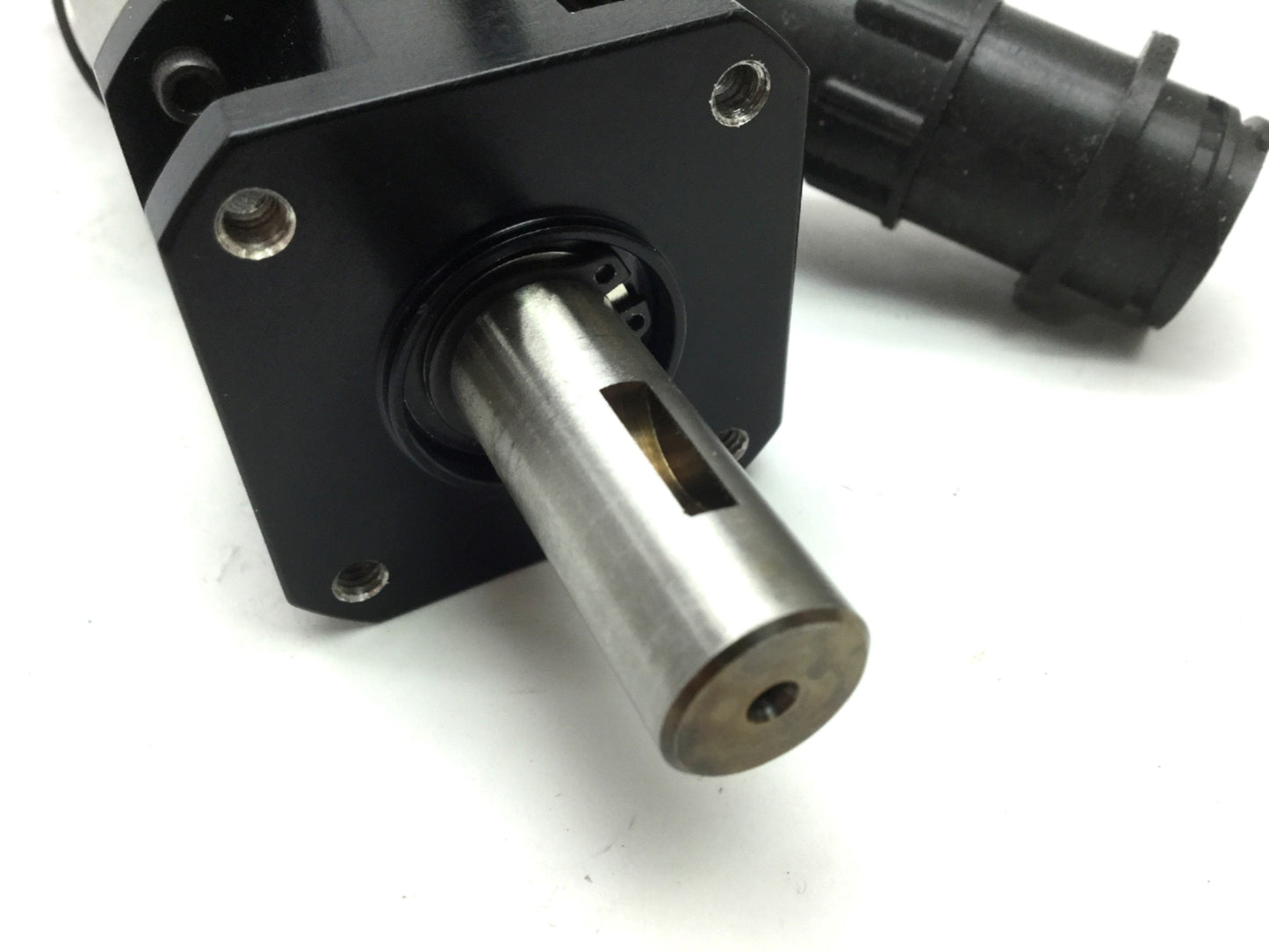 Used Applied Motion HT17-154 Step Motor Gearhead 16: 1, Shaft: 0.5", Step: 1.8ø