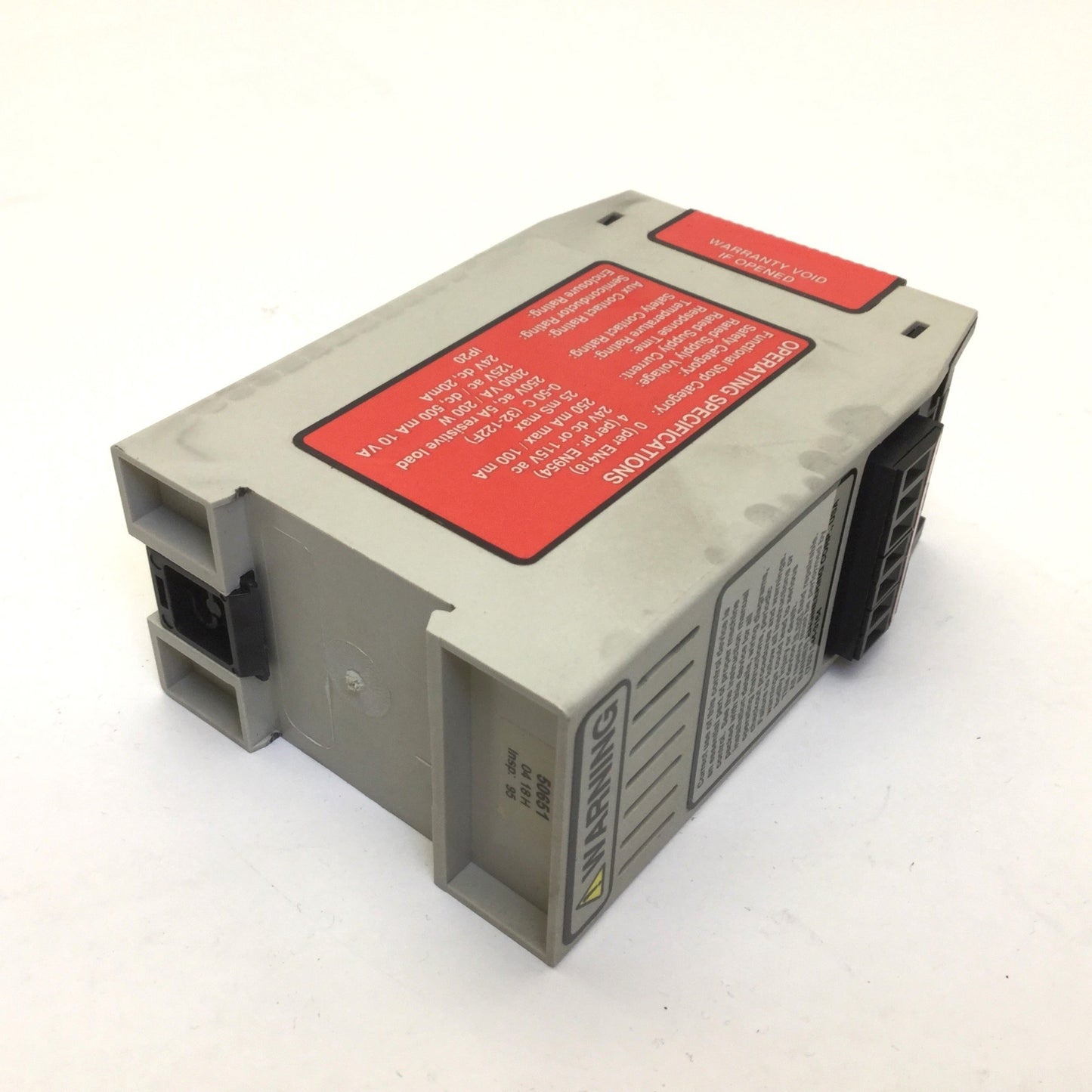 Used Banner ES-GA-5A Safety Relay, Supply: 24VDC or 115VAC, Contact Rating: 250VAC 5A