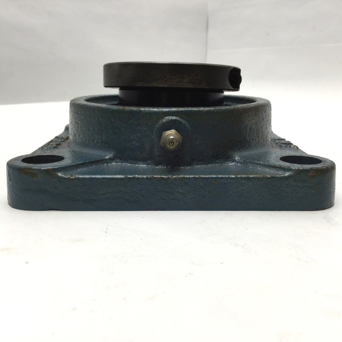 Used AMI KHF208 Eccentric Collar Locking Four-Bolt Flange Bearing Shaft Diameter 40mm