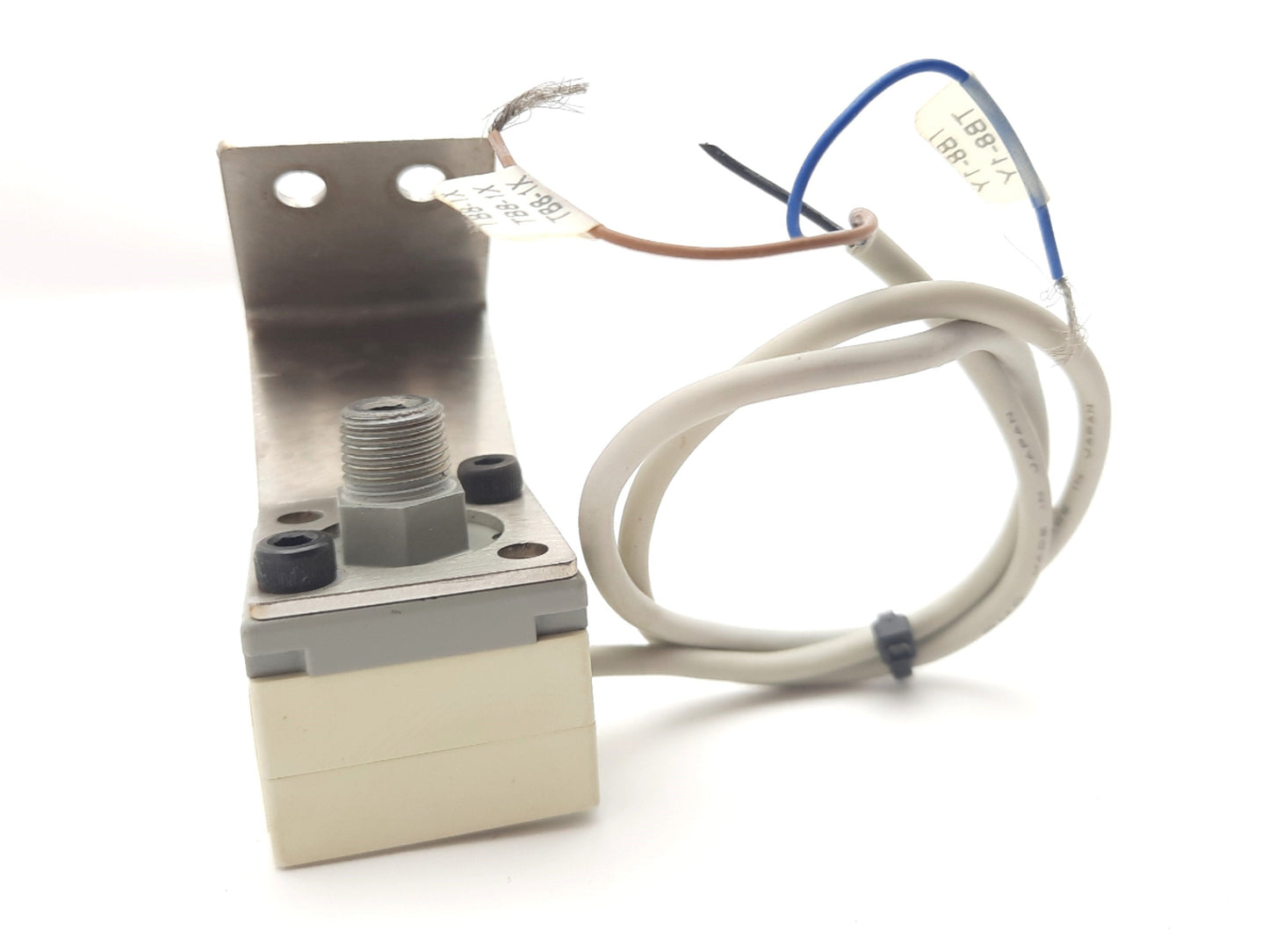 Used SMC ZSE4-T1-25 Vacuum Pressure Switch, Rating: -101kPa (-760mmHg), With Mount