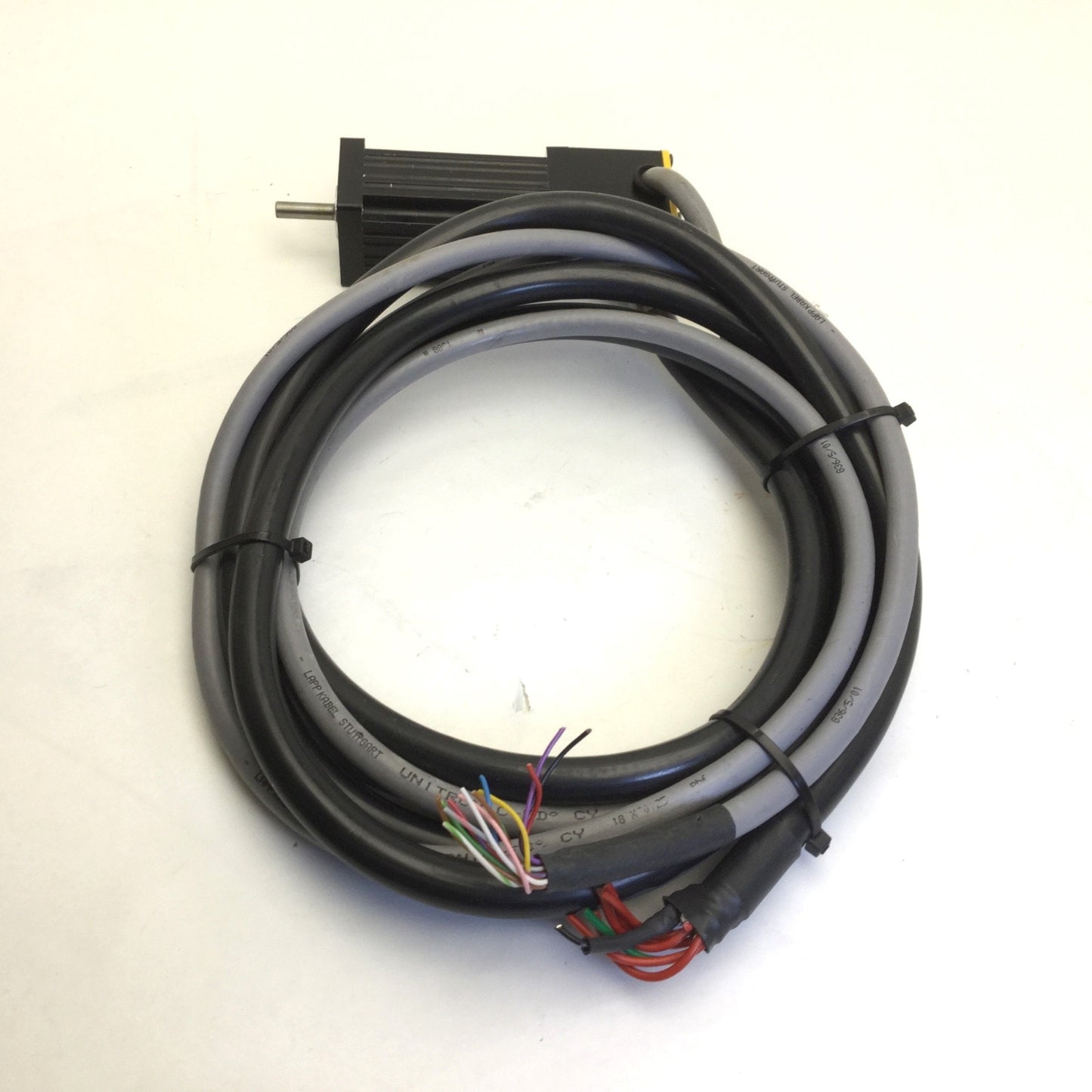 Used Parker CM162BE-00571 Compumotor Servo Motor Voltage: 170V Current: 4A w/Cables