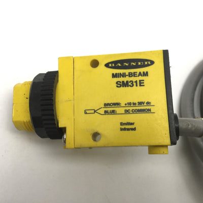 Used Lot of 2 Banner SM31E Mini-Beam Infrared Emitter Range: 3m, Voltage: 10-30VDC