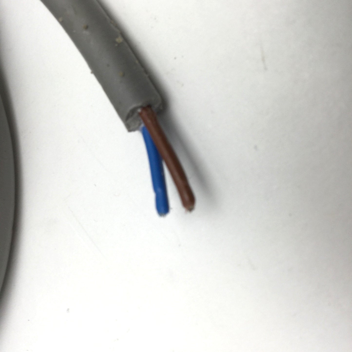 Used Lot of 2 Banner SM31E Mini-Beam Infrared Emitter Range: 3m, Voltage: 10-30VDC