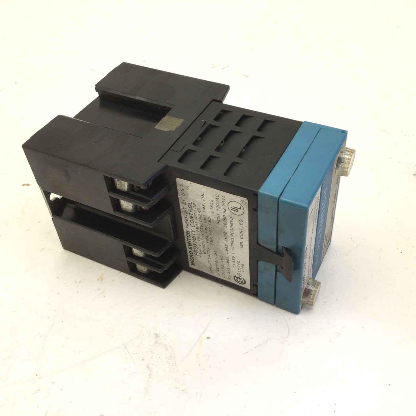 Used Micro Switch FMH1 Proximity Control, Input: 120VAC, 50/60 Hz, 10A