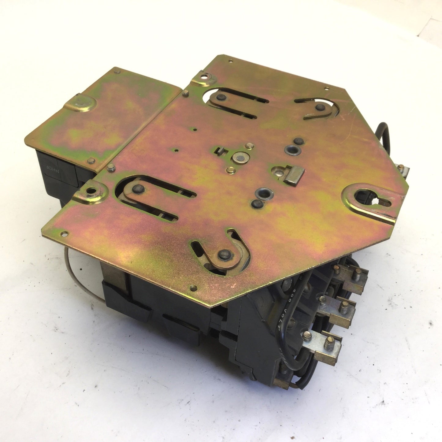 Used Allen Bradley 815-B0V169 Overload Relay With 2x 71A86 Magnetic Coils, 3-Pole