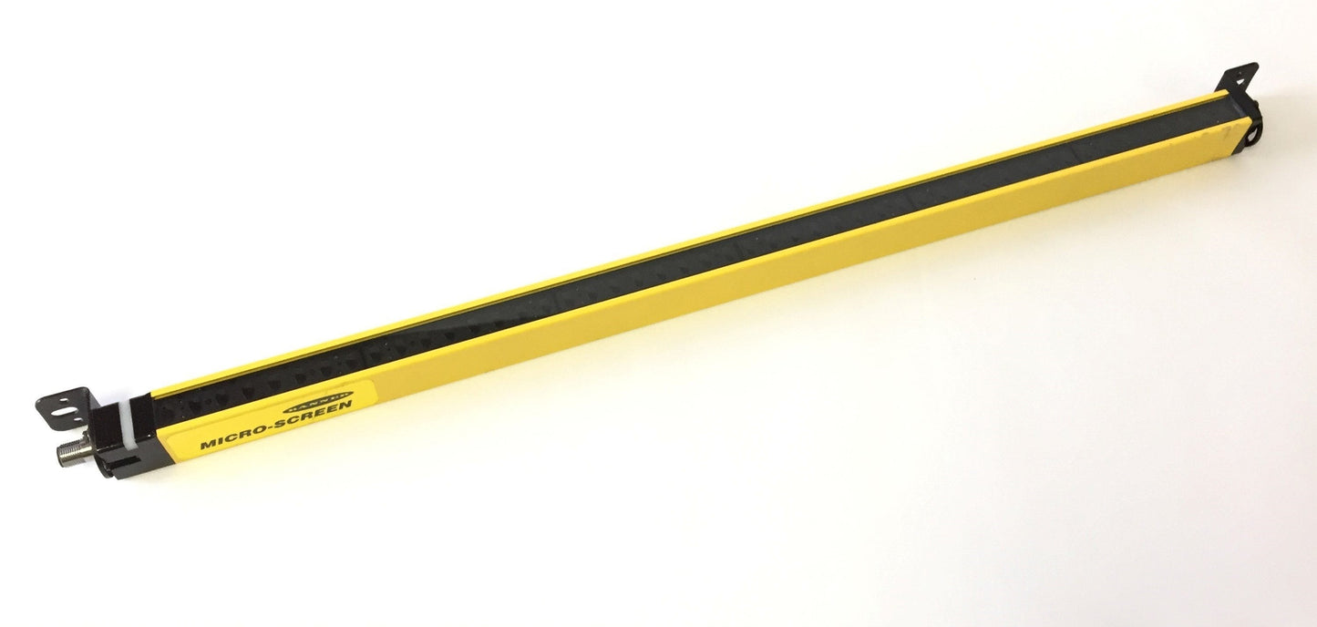 Used Banner USE2424Y Micro-Screen Safety Light Curtain Emitter Length: 24", Range: 9m