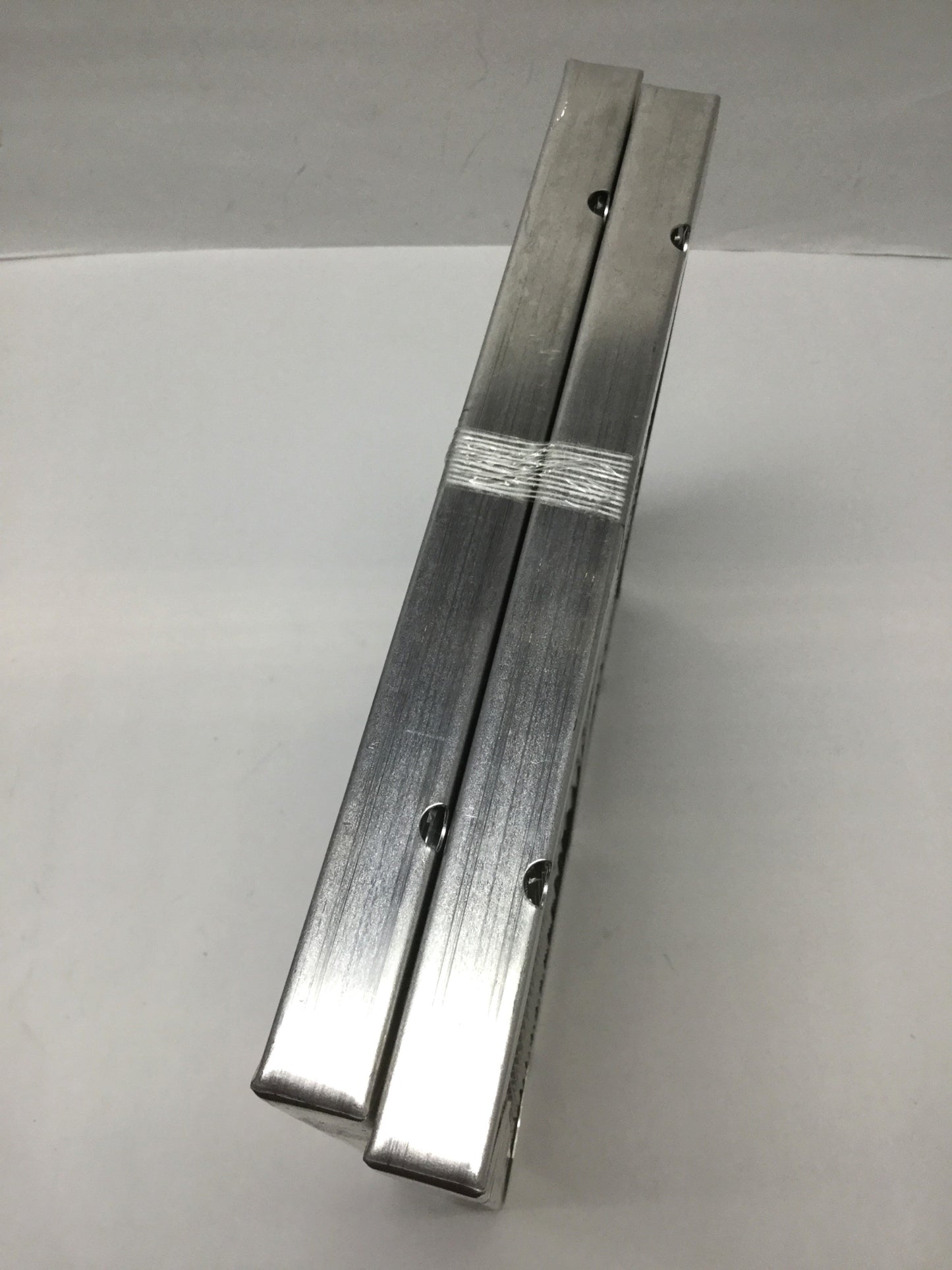 New – Open box Lot of 2 300-1051 FMP Mesh Grease Filters, Aluminum Frame 11-3/8 x 11-3/8 x 7/8"