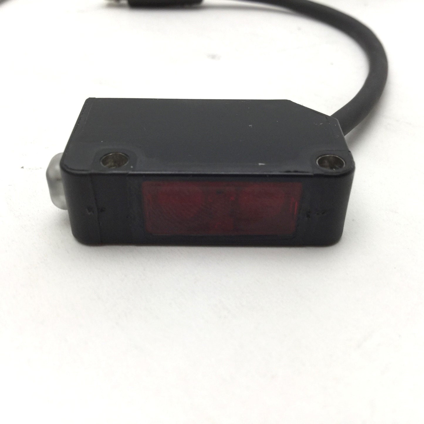 New Keyence PZ-M32 Self Contained Photoelectric Sensor NPN M8 Connector 12-24VDC