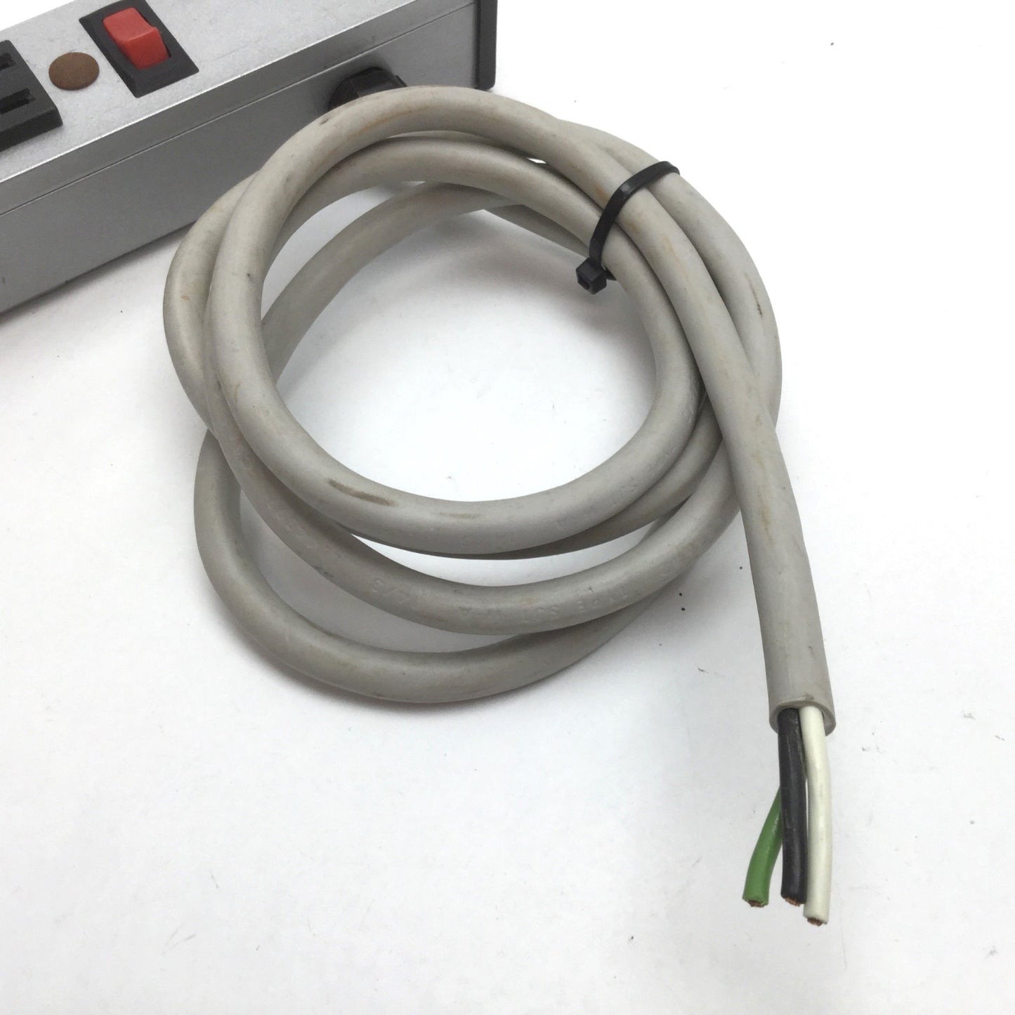 Used Brooks UL207BD Surge Protector Power Strip, 6-Outlets, Rating: 125V 60Hz 15A