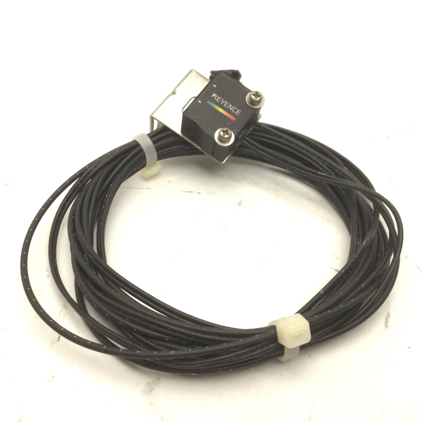 Used Keyence CZ-H37S Fiber Optic Sensor Head, Reflective RGB LED Digital 11-20mm