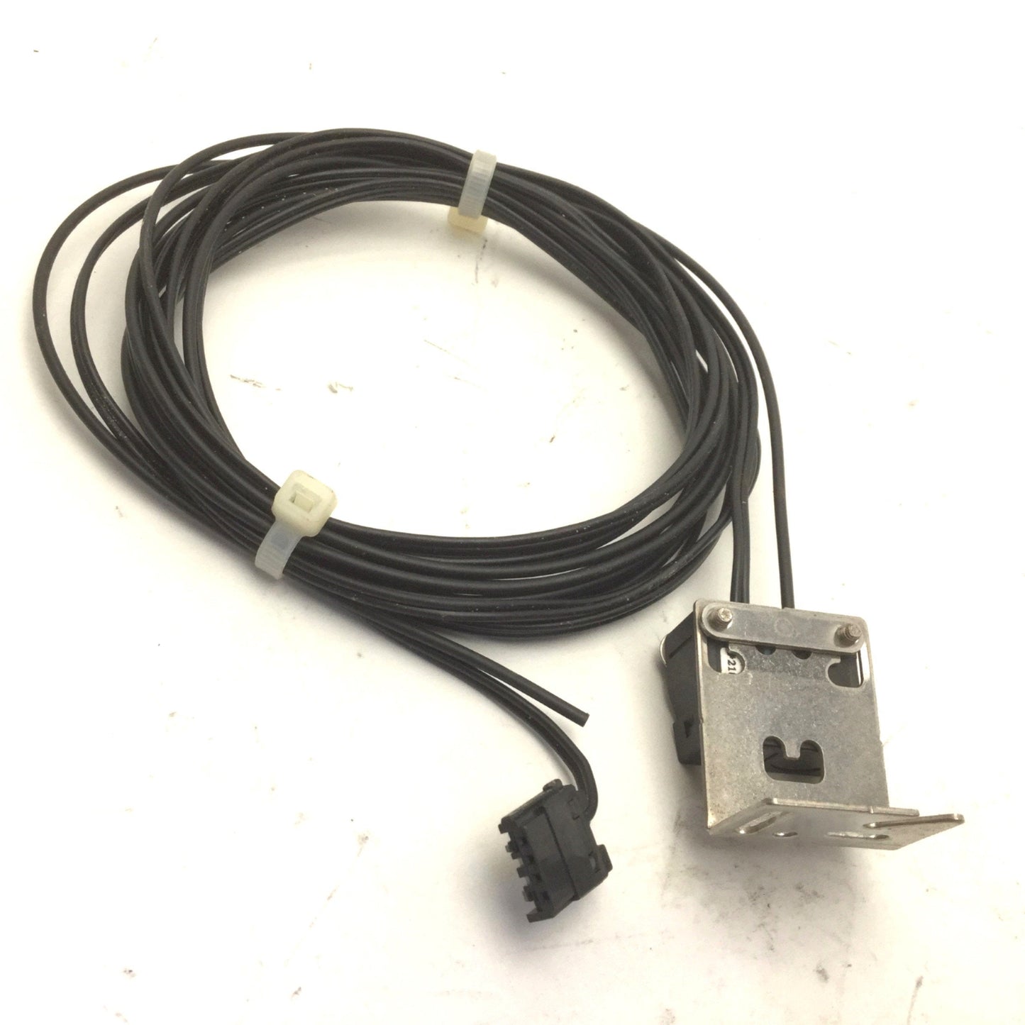 Used Keyence CZ-H37S Fiber Optic Sensor Head, Reflective RGB LED Digital 11-20mm