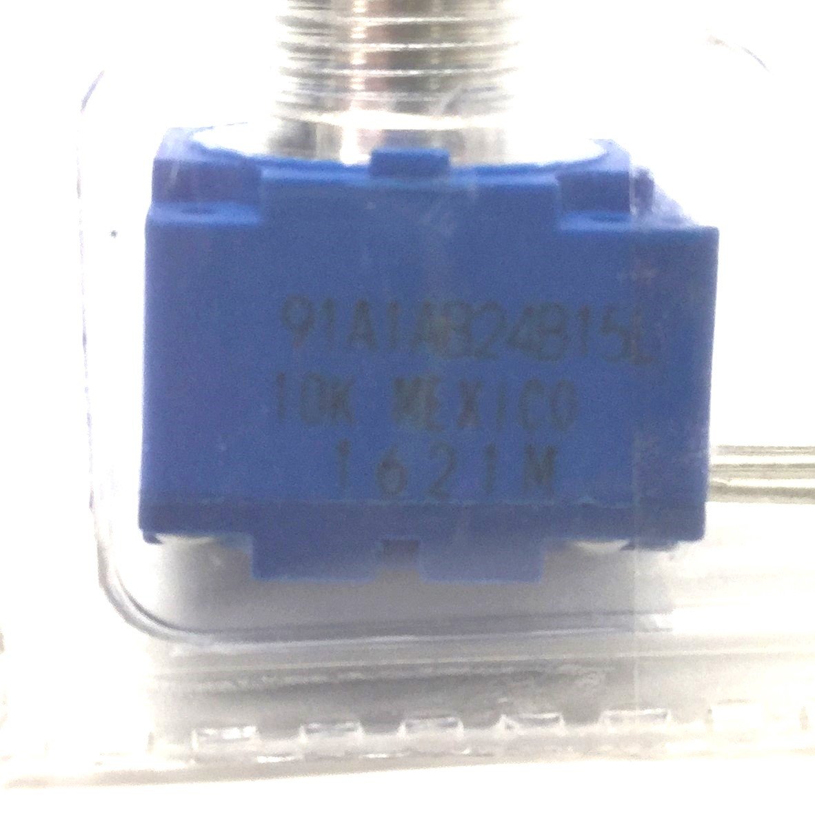 New Lot Of 2 BOURNS 91A1A-B24-B15L Square Single-Turn Panel Mount Potentiometer