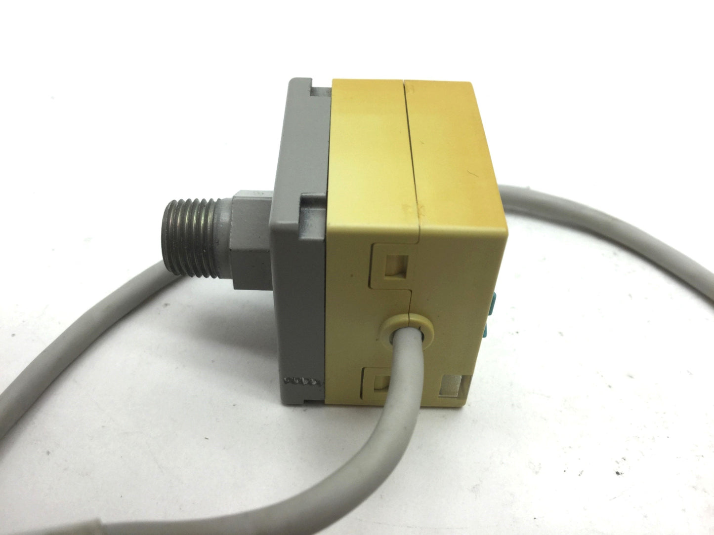 Used SMC ZSE4-T1-25 Vacuum Sensor Power 12-24VDC Pressure 0 to -101kPa