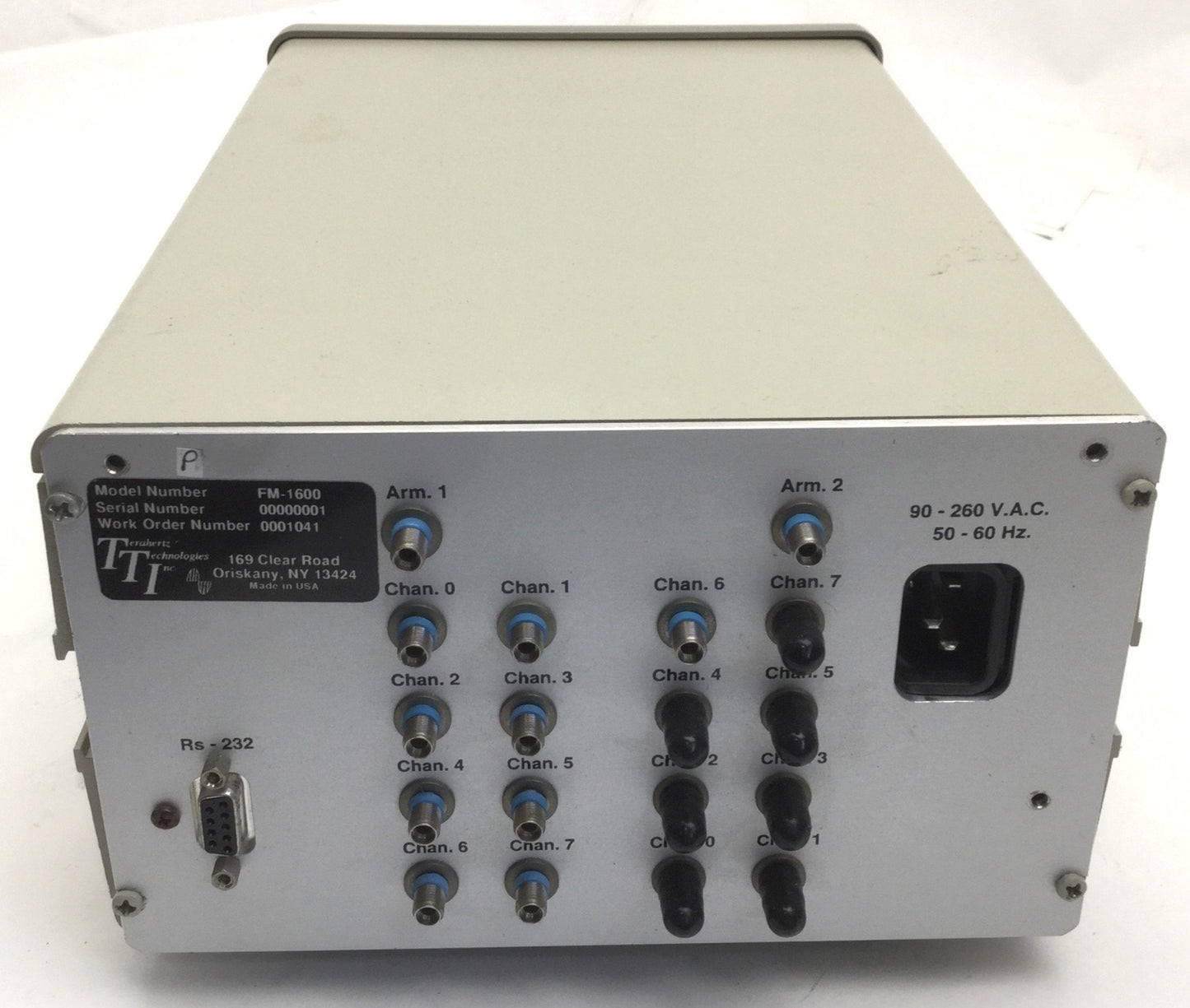 Used Terahertz Technologies Inc FM-1600 Fiber Optic Multiplexer Multiplexer 90-250VAC