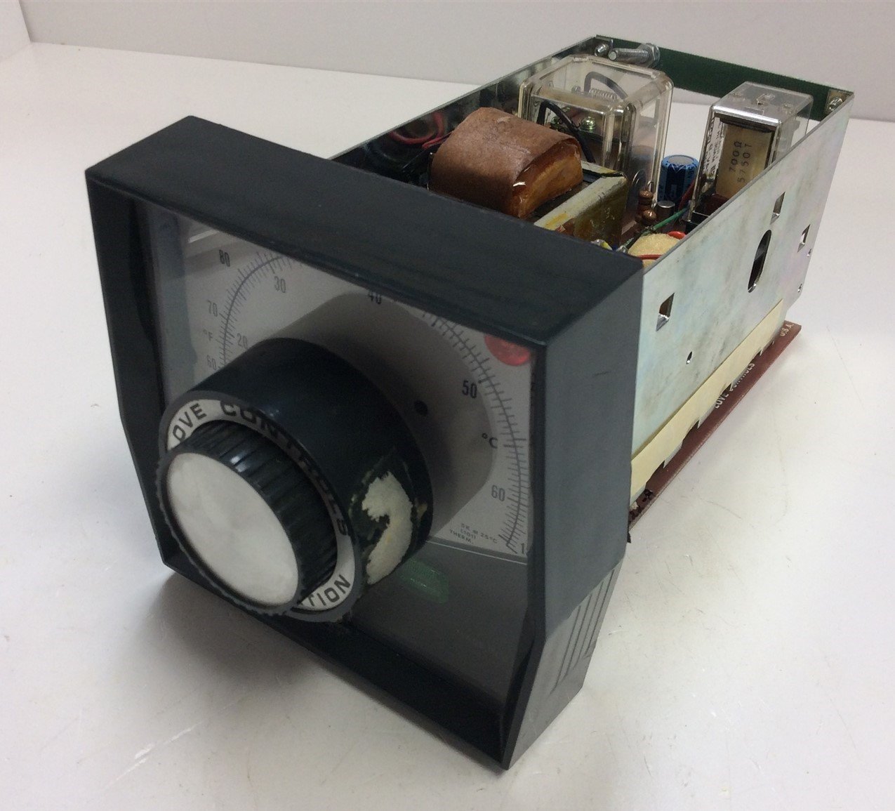 Used Love Controls Series 56 Temperature Controller, Range: 50ø to 150øF, 10ø to 70øC