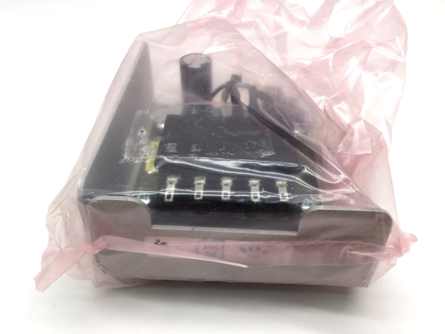 New Condor IHA5-1.5/OVP-A+G Power Supply In 100/120/215/230-240VAC Out 5VDC 1.5A