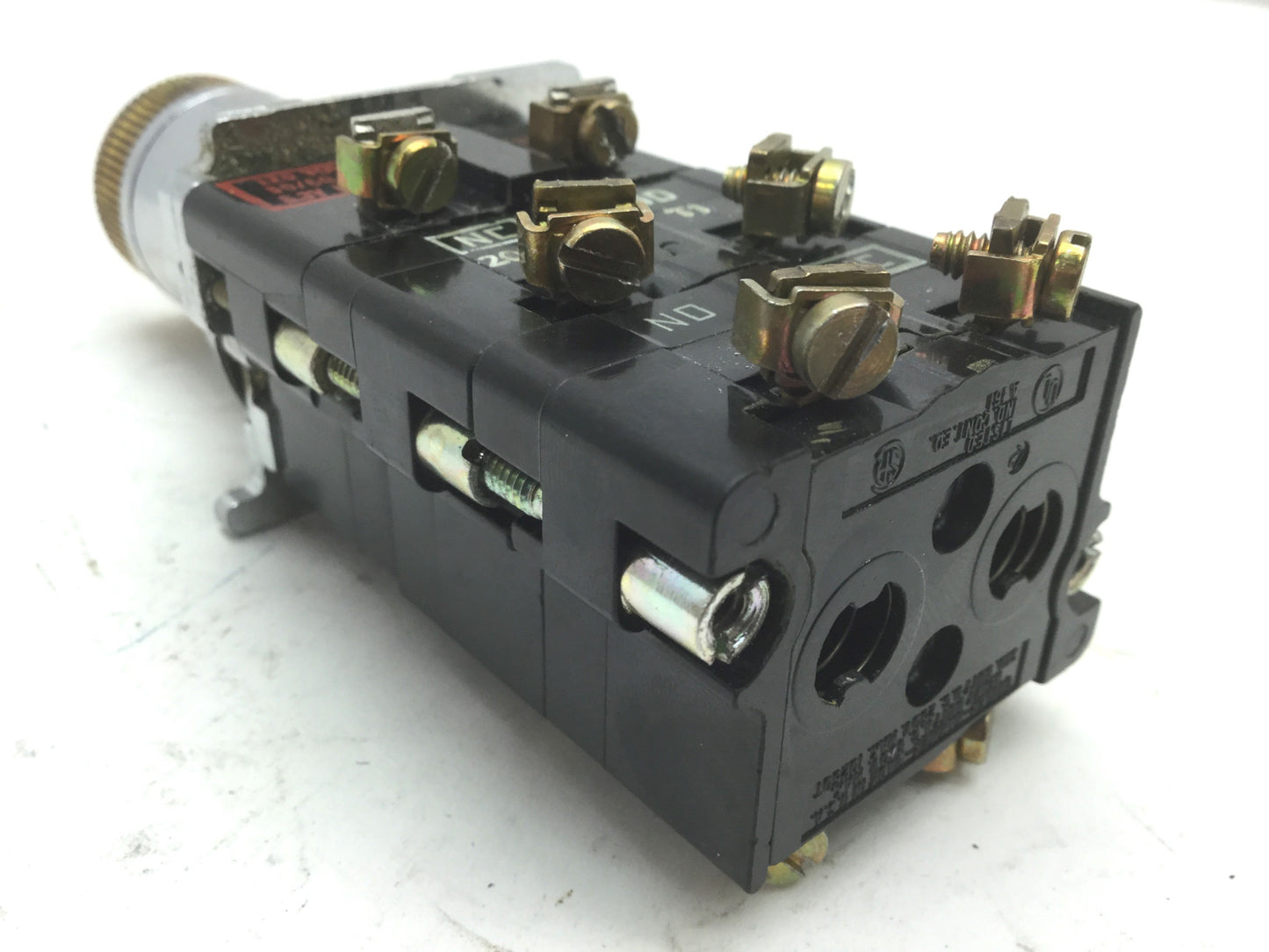 Used Cutler Hammer Lighted Selector Switch 2NO 2NC, Amber 120VAC Lamp