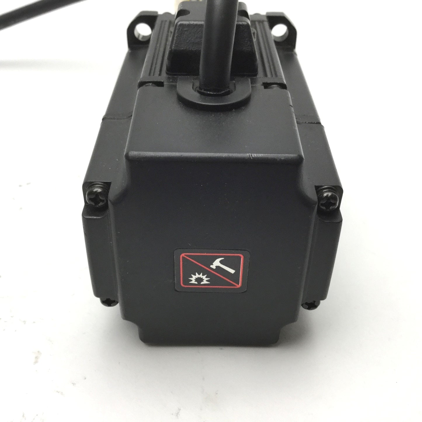 Used LS Mecapion APM-SB02ADK Solid Shaft Servo Motor 200W 3,000RPM 200-230VAC Size 60