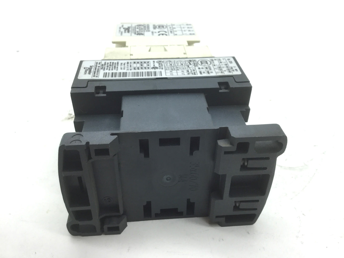 Used Telemecanique LC1D18 Contactor Coil: 110VAC 3-P 18A 15HP LADN22 Aux 2NO 2NC