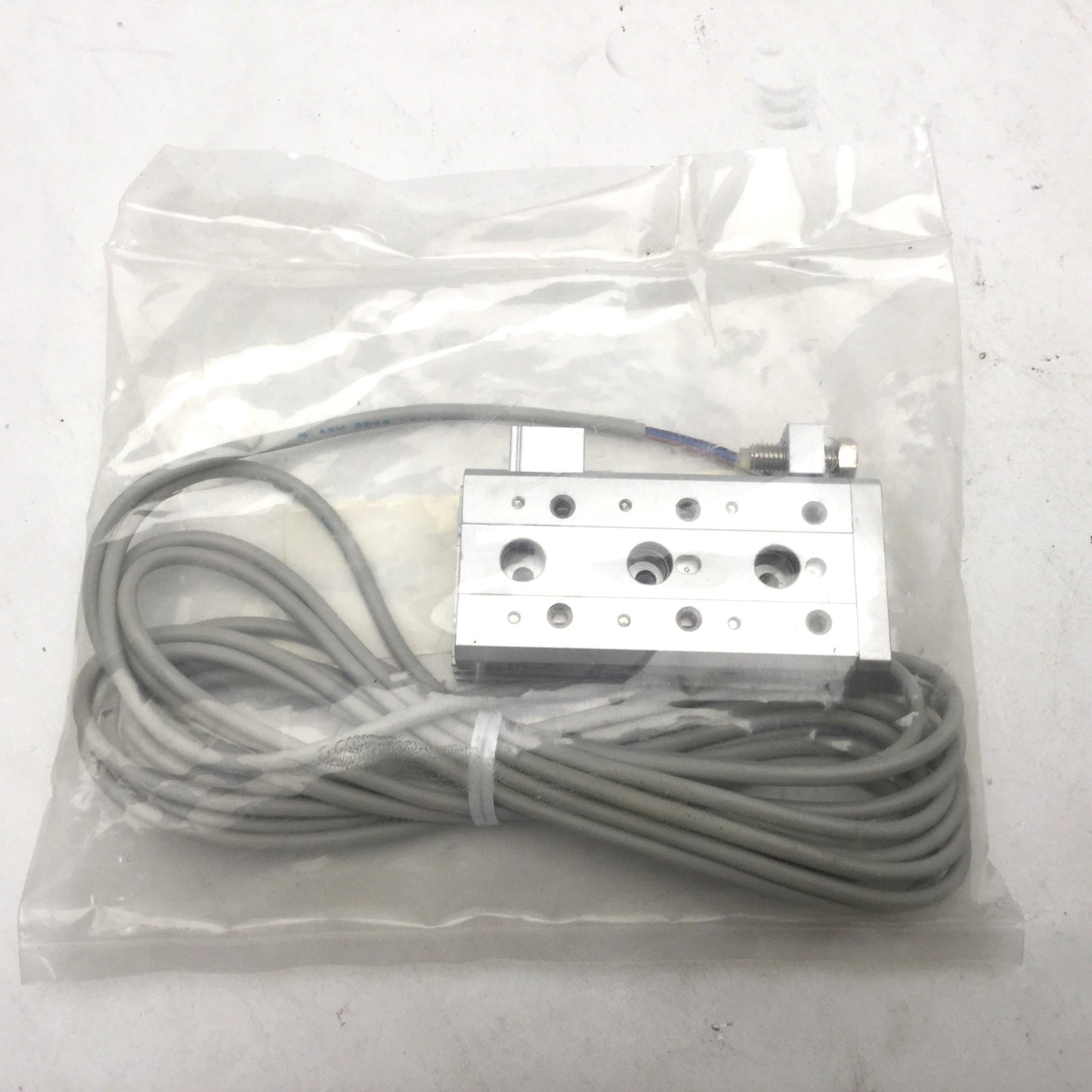 New SMC MXS6-30AS-M9NWL Pneumatic Linear Actuator Bore: 6mm Stroke: 30mm 0.15-0.7MPa