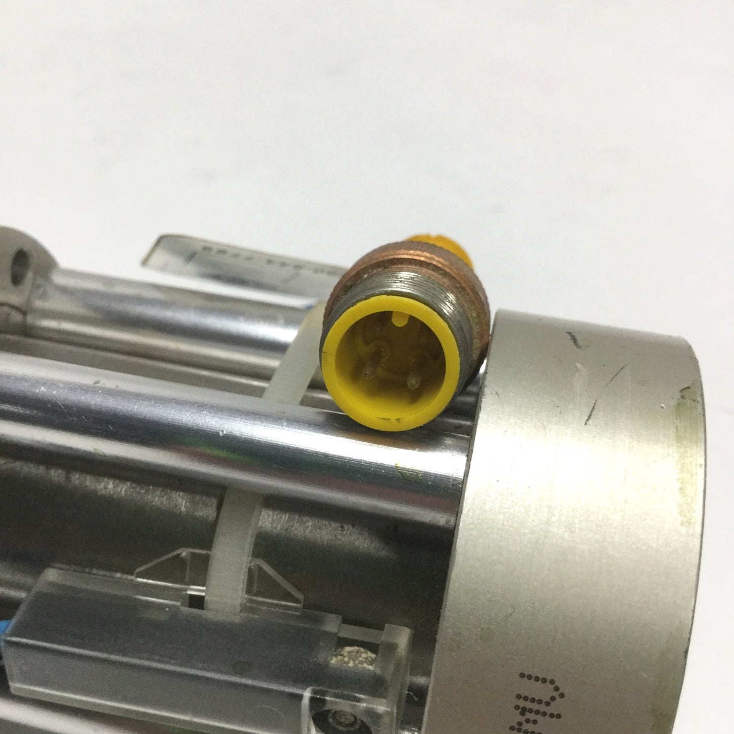 Used Bimba FT-091.25-3RMV Flat-II Air Cylinder, 1-1/4" Stroke, 1-1/16" Bore w/ Switch