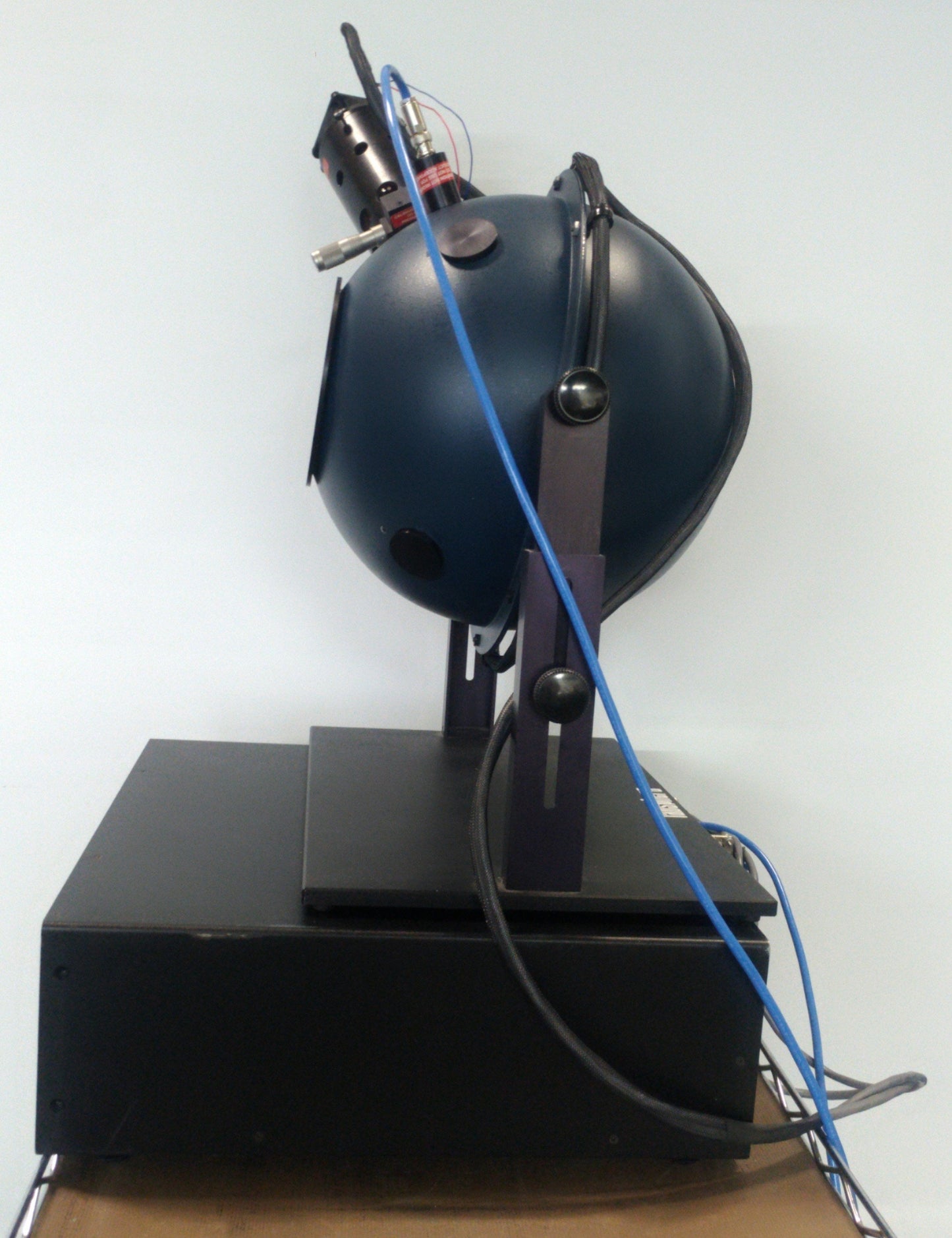 Used Labsphere US-120-SF & LPS-200-H Uniform Light Source System, ø12", 200W Supply