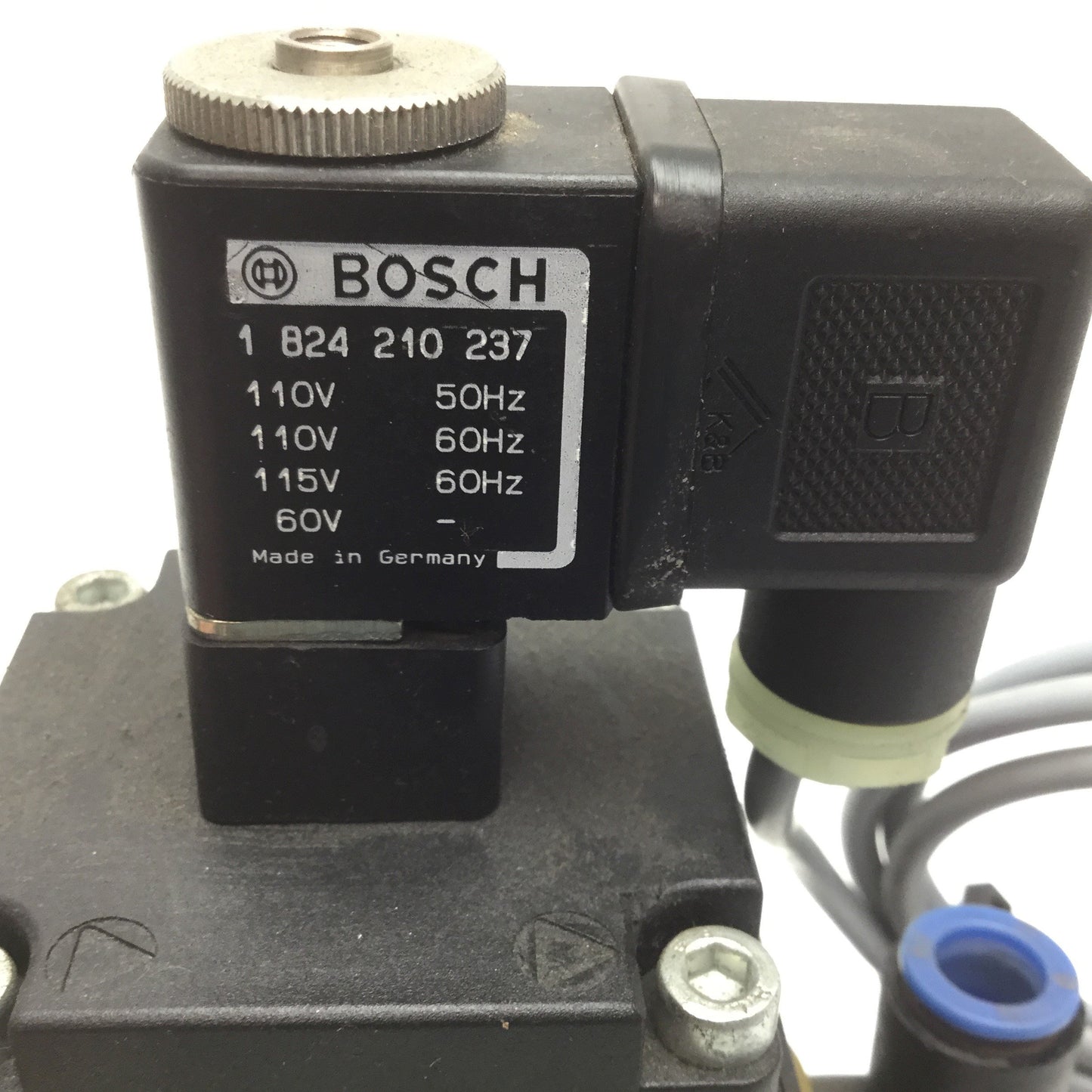 Used Bosch 0821300933 Pneumatic Dump Valve, Ports: 1/2" NPT, Voltage: 110VAC 115VAC
