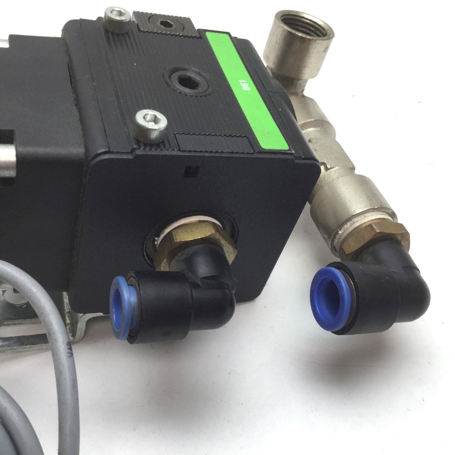 Used Bosch 0821300933 Pneumatic Dump Valve, Ports: 1/2" NPT, Voltage: 110VAC 115VAC