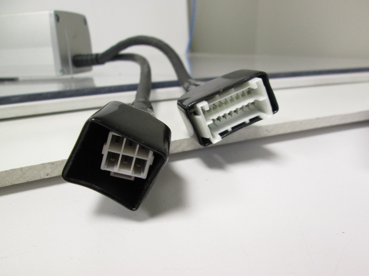 Used IAI RCP2-SS-I-PM-6-600-P1-P Slider w/ Iron Base 600mm Stroke 6mm Lead 10mm Screw