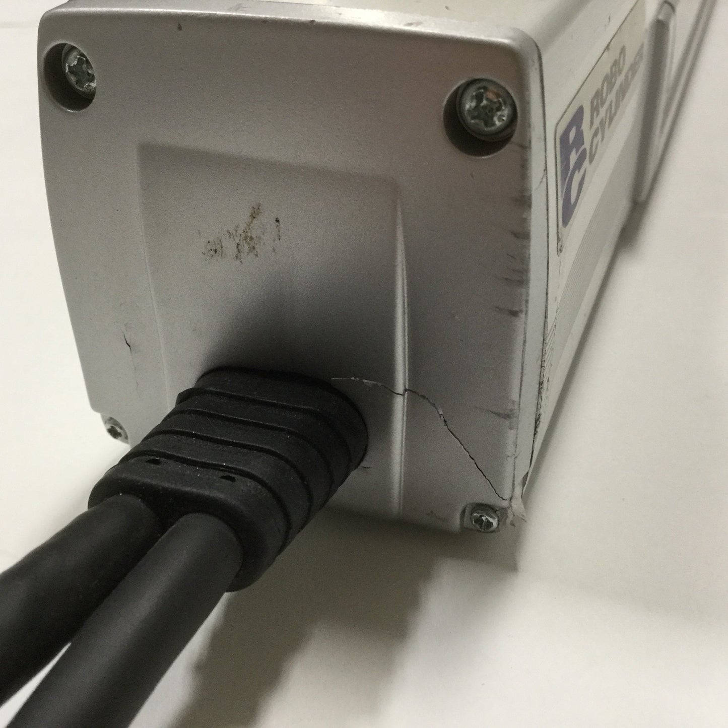 Used IAI RCP2-SS-I-PM-6-600-P1-P Slider w/ Iron Base 600mm Stroke 6mm Lead 10mm Screw