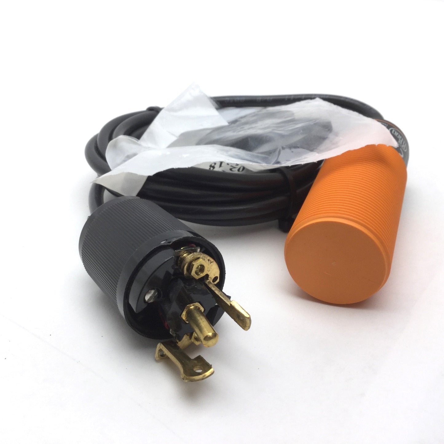Used IFM KI5208 Capacitive Sensor, NO/NC Programable NPN, 15mm, 10-36VDC, M30 x 1.5