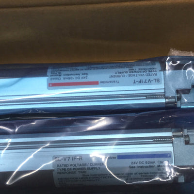 New Keyence SL-V71F Safety Light Curtain Transmitter & Receiver Pair Set 710mm 24VDC